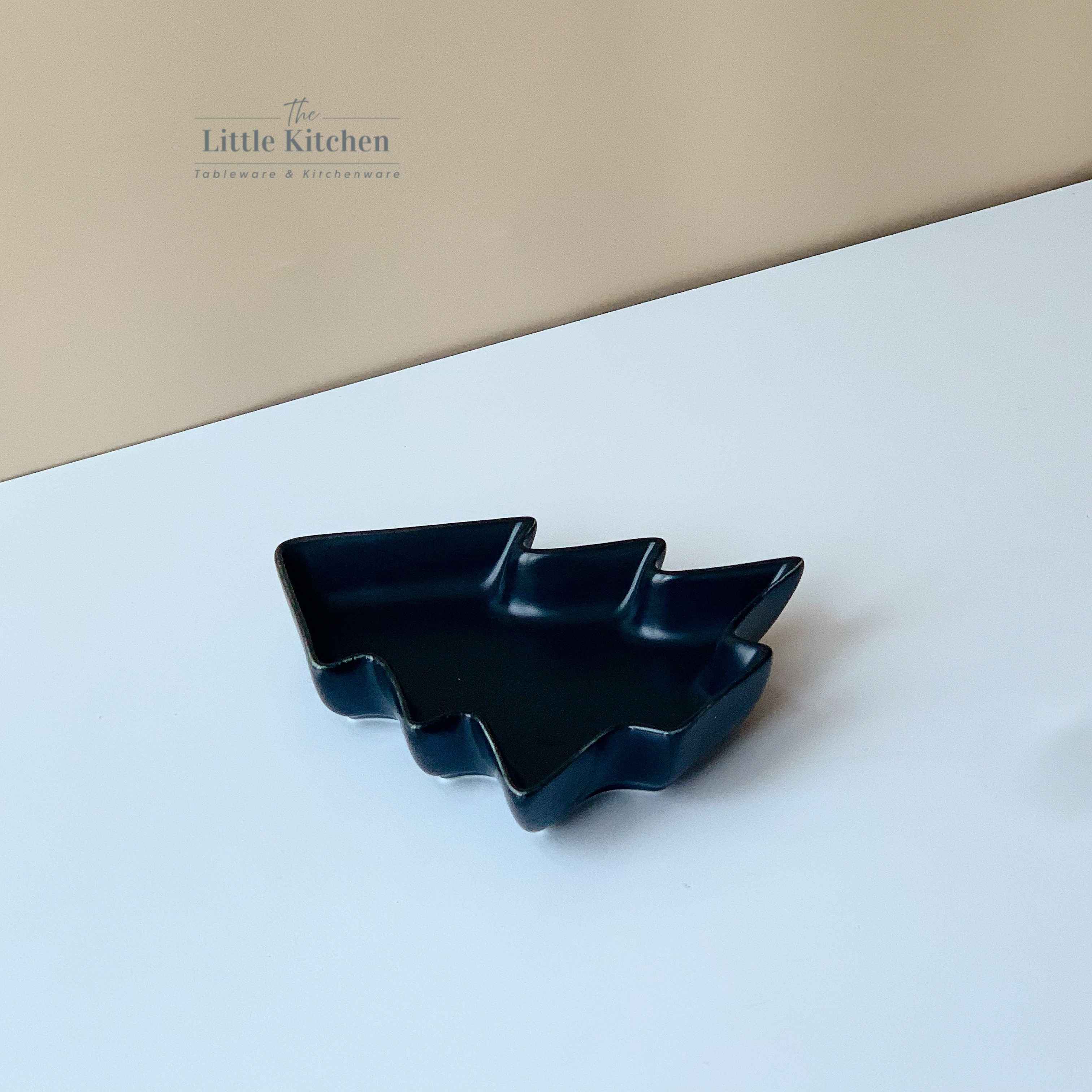 Sale bộ đĩa cây thông