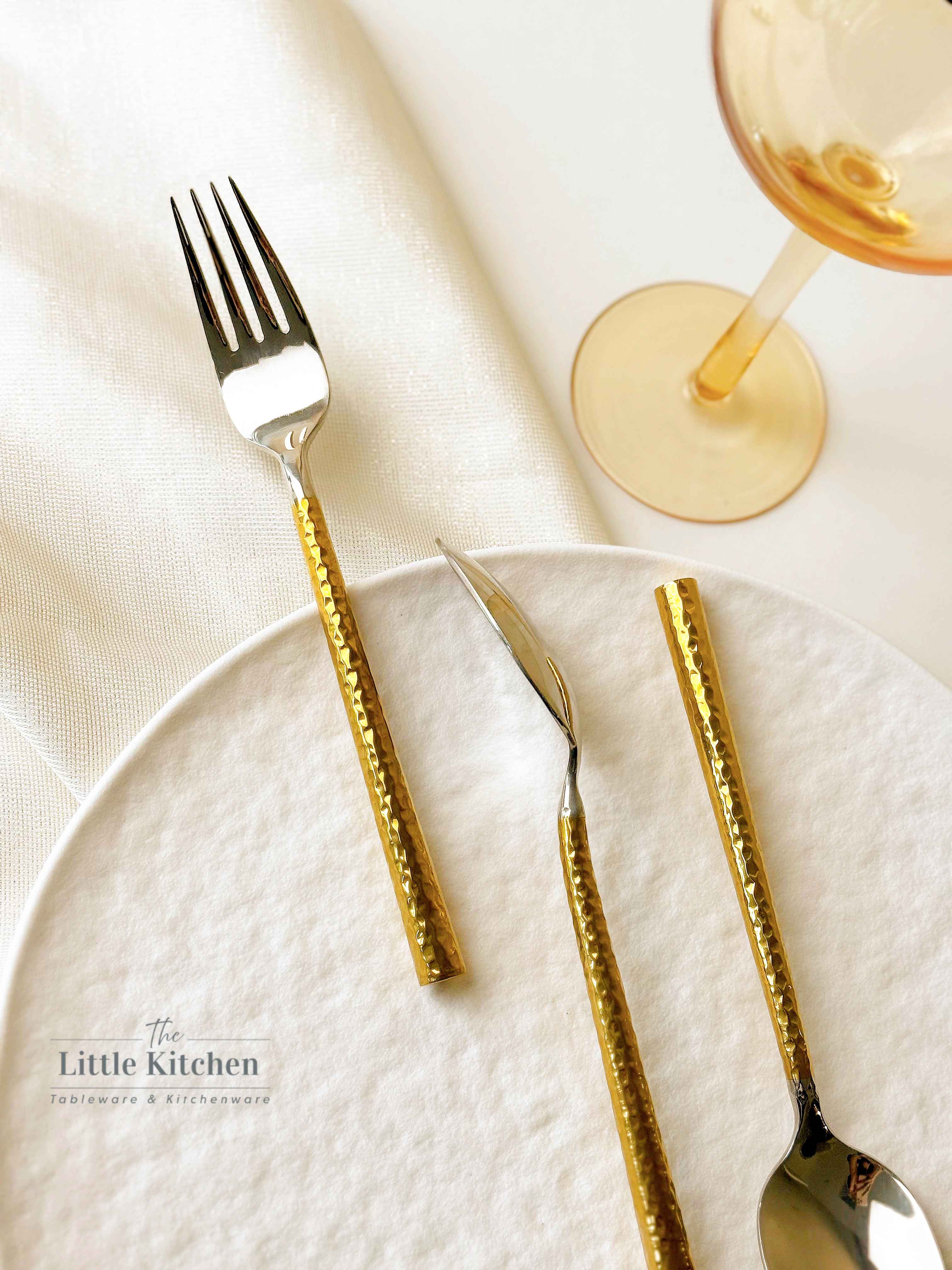 Set tiệc bộ nấm trắng phong cách hoàng gia