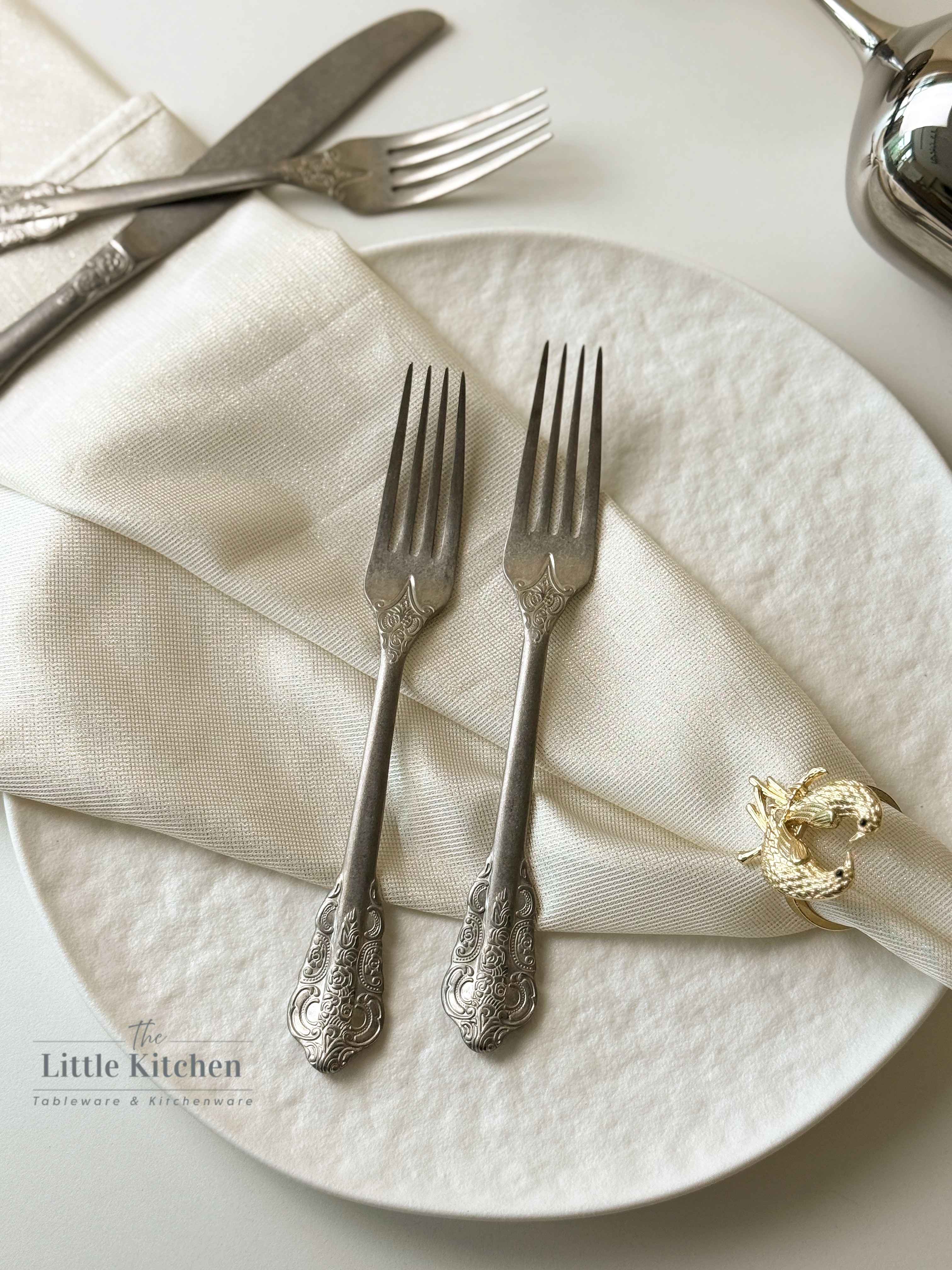 Set tiệc Xoáy lam bóng