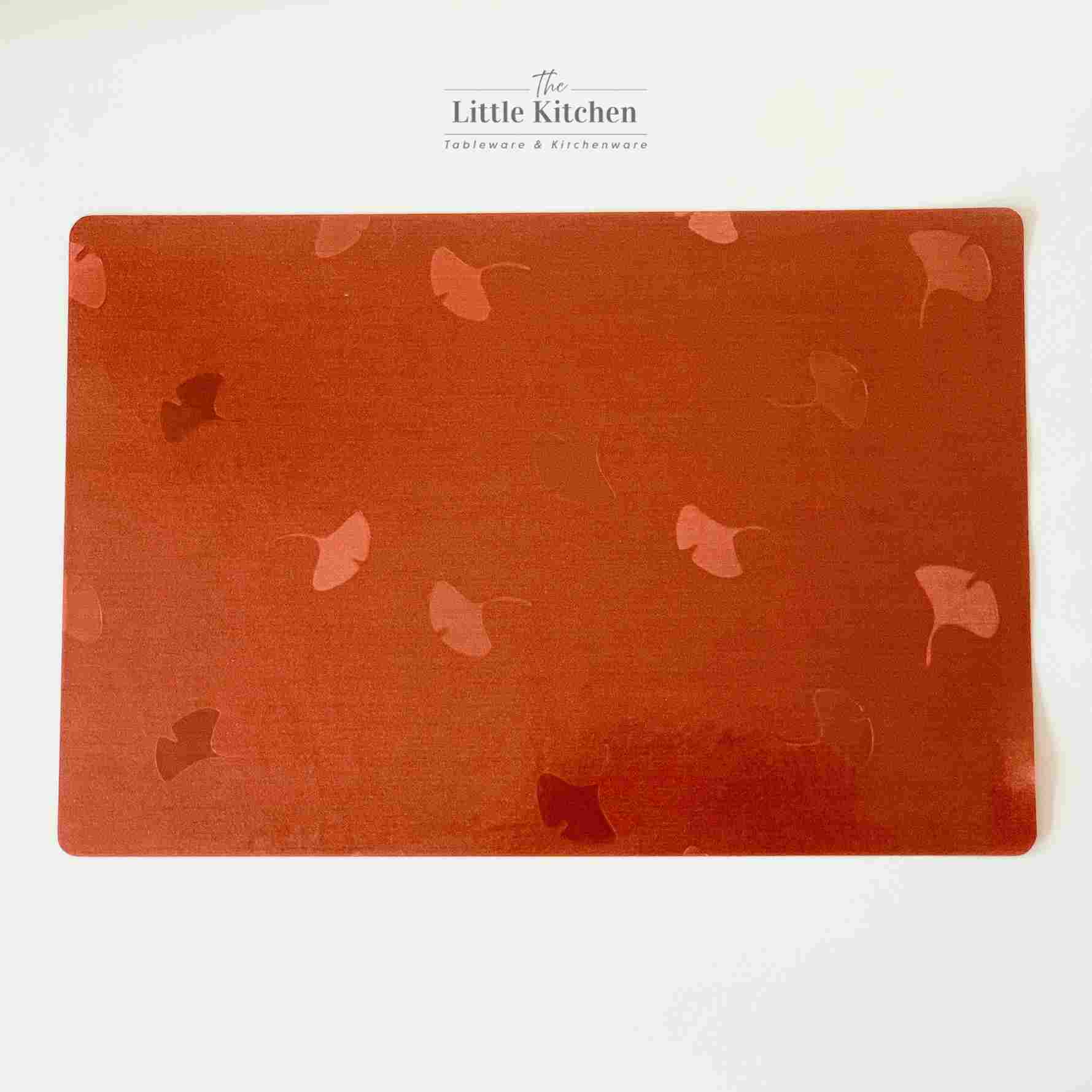 Tấm hình chữ nhật nhũ cam lá nổi