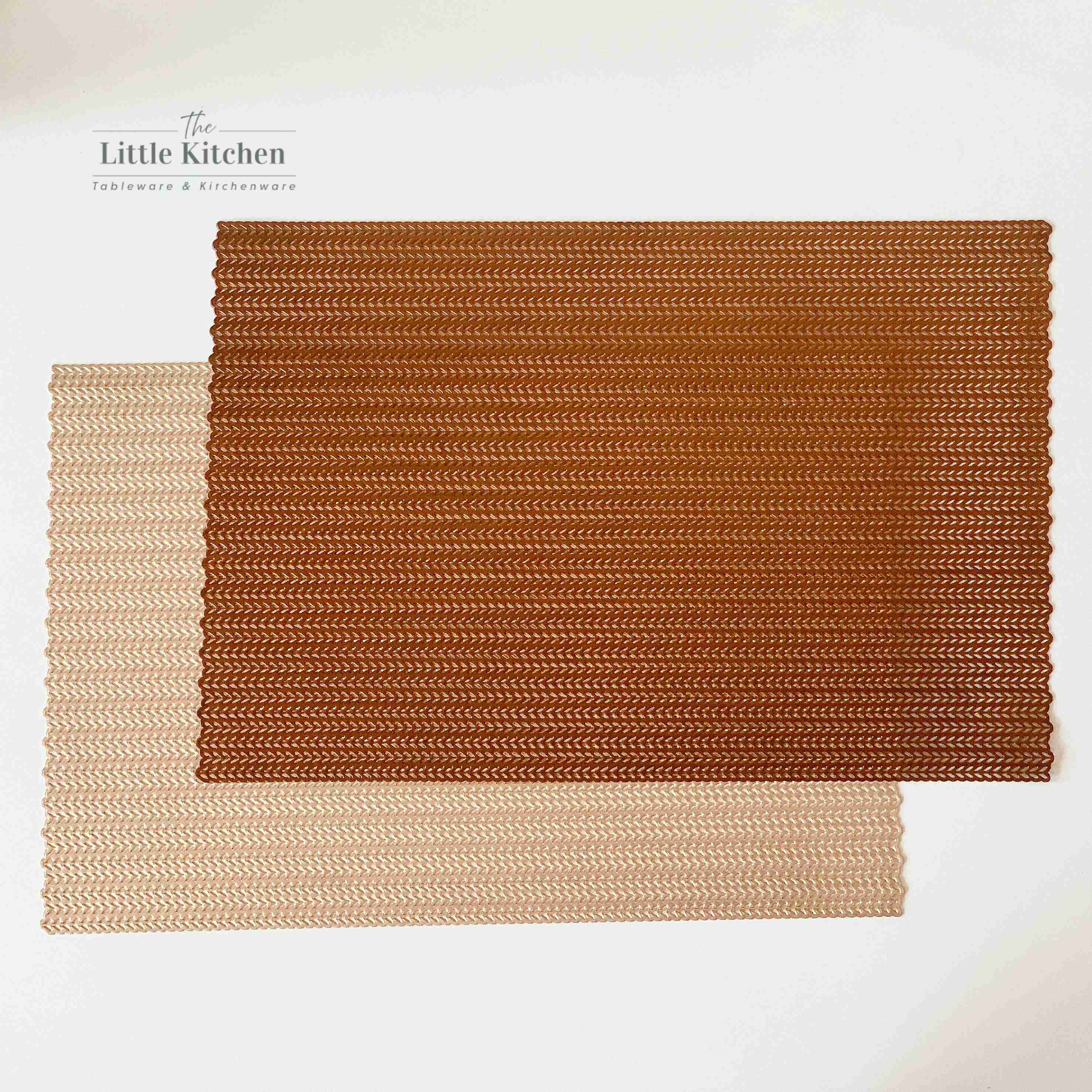 Tấm hình chữ nhật cành lá