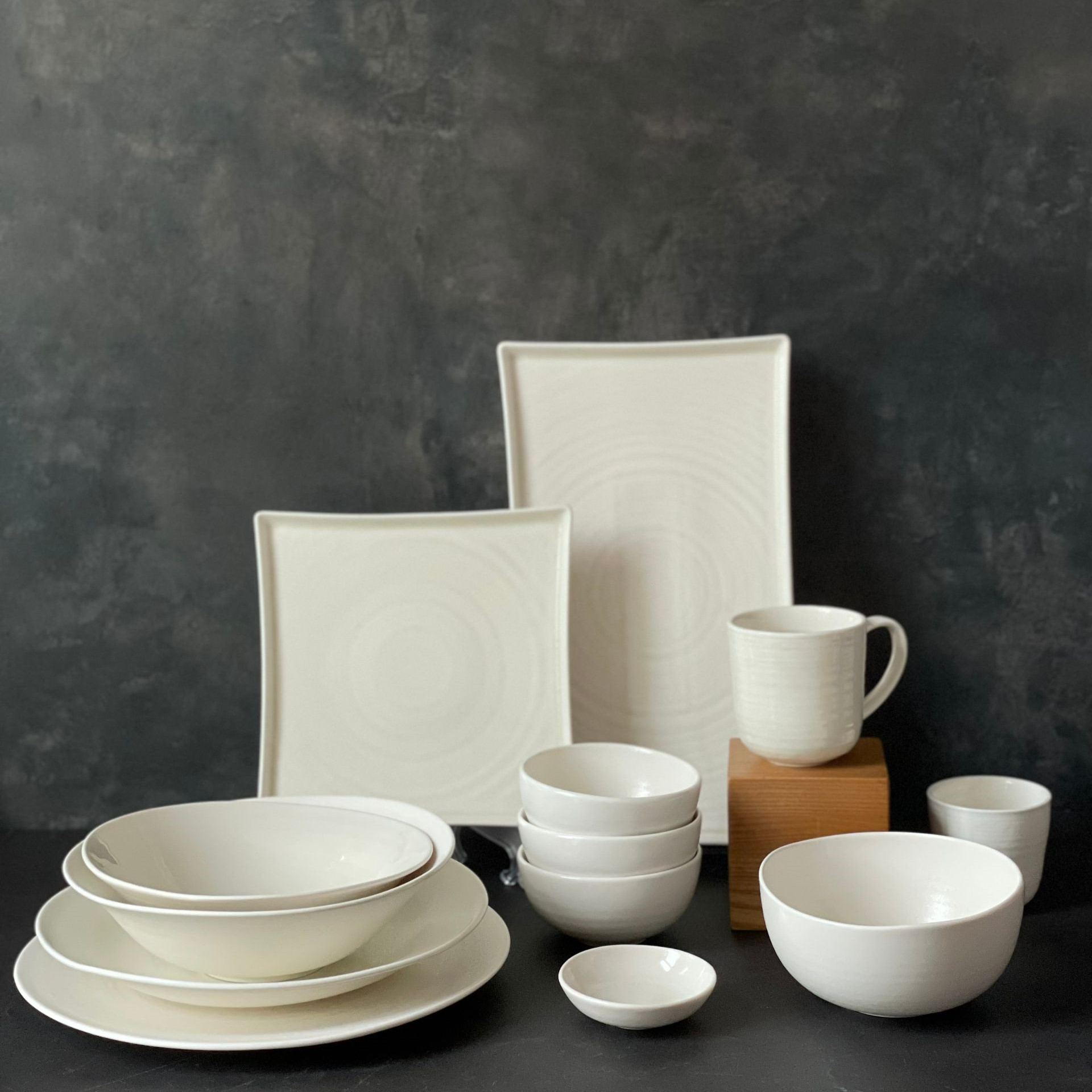 Bộ bát đĩa cao cấp họa tiết xoáy màu be men lì