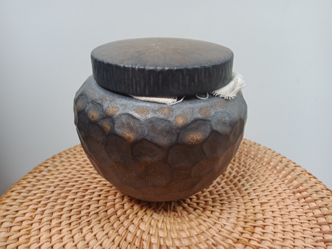 Hũ trà nhũ vàng ong tròn