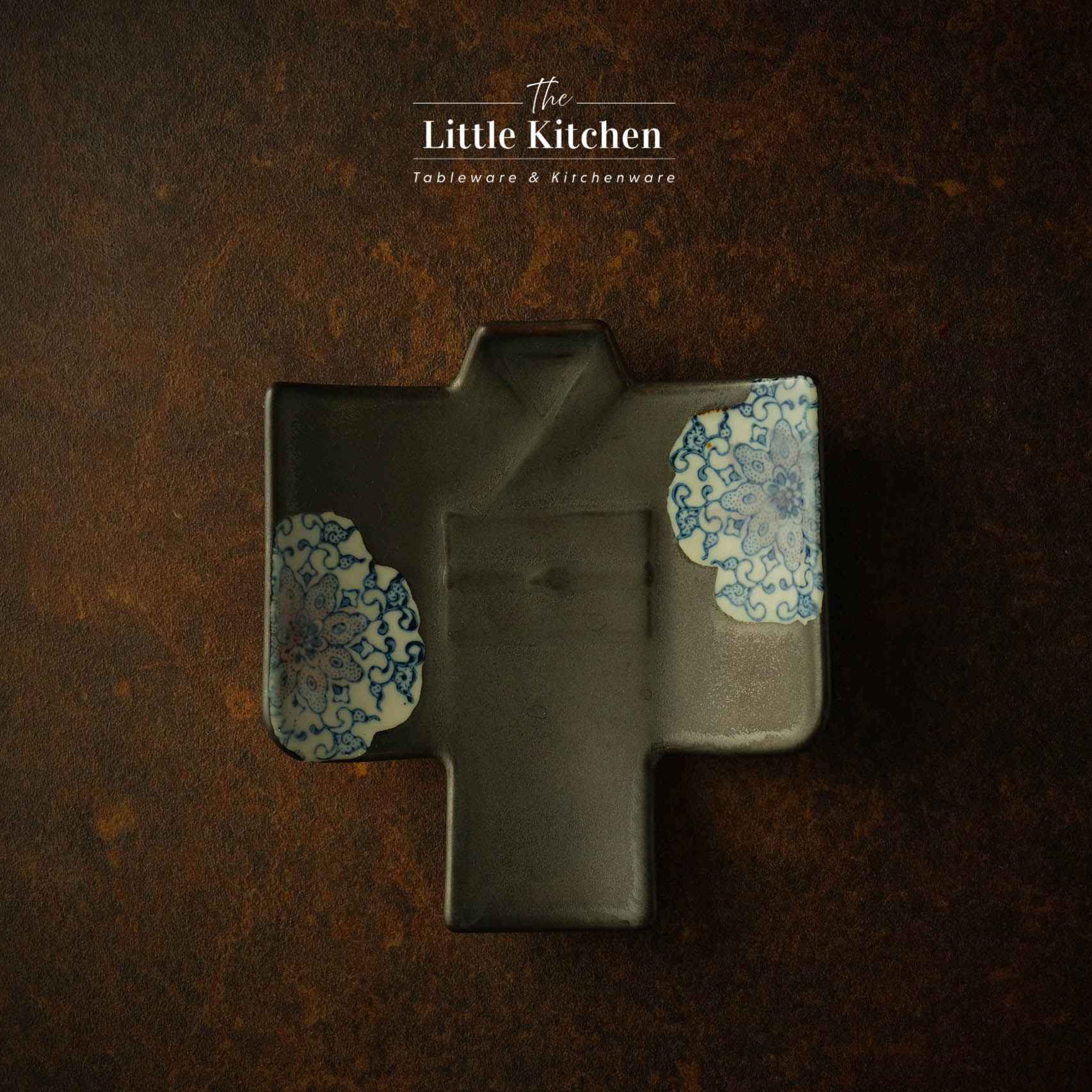 Bộ bát đĩa cao cấp phong cách Nhật Bản màu đen đắp hoa.