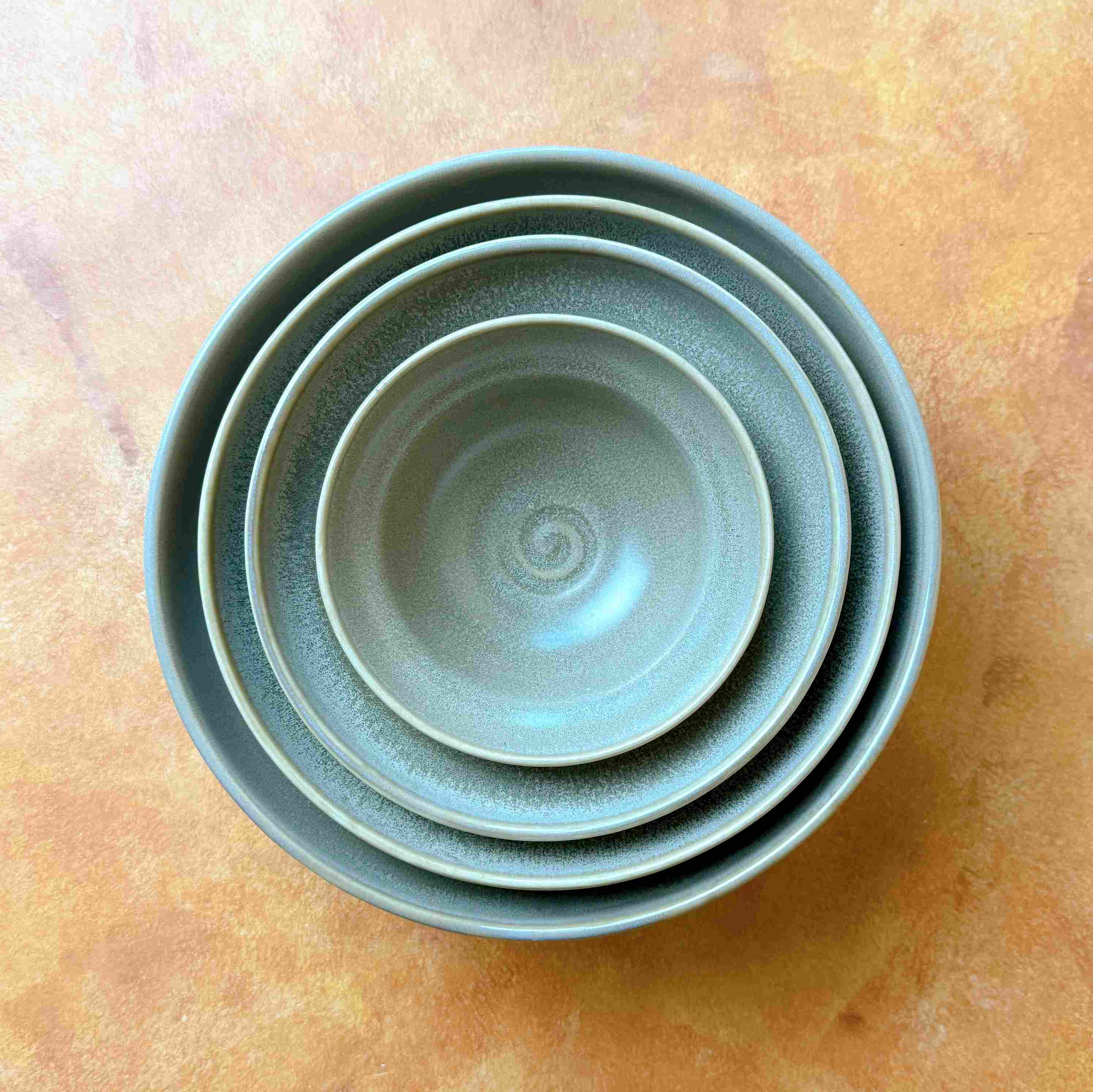 Bộ bát đĩa cao cấp phong cách tối giản be đốm