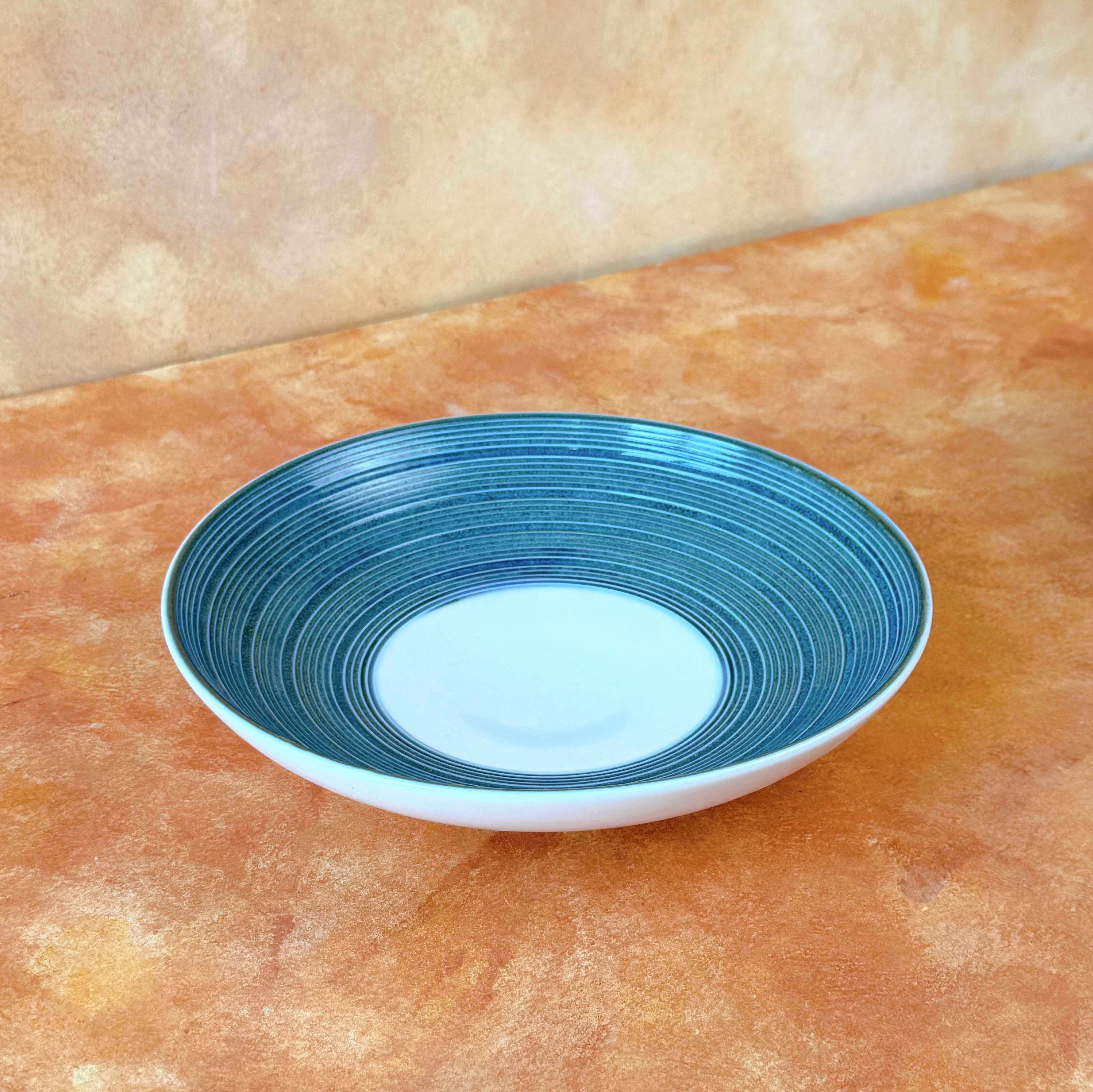 Bộ bát đĩa cao cấp phong cách hiện đại gân lam