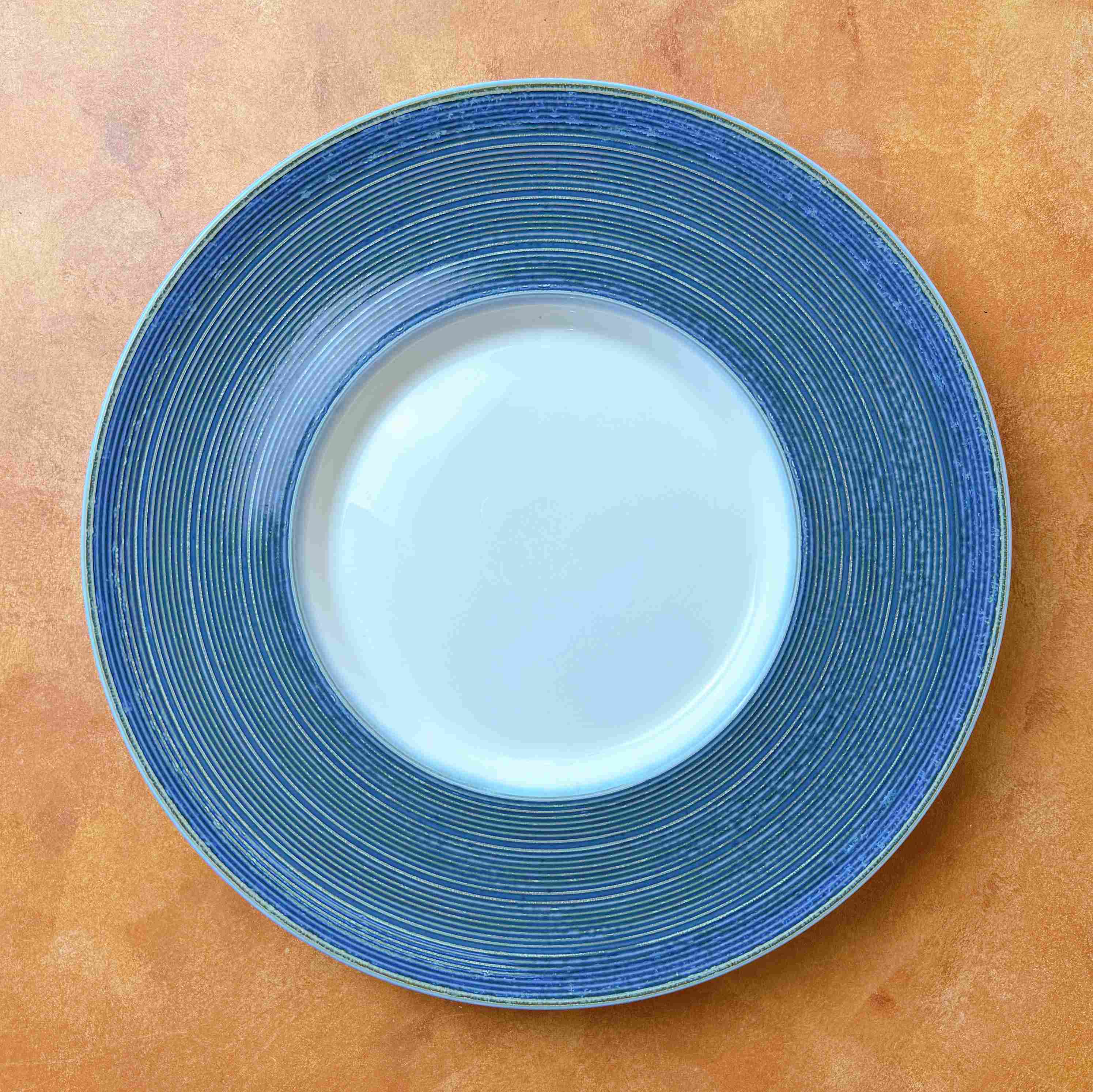 Bộ bát đĩa cao cấp phong cách hiện đại gân lam