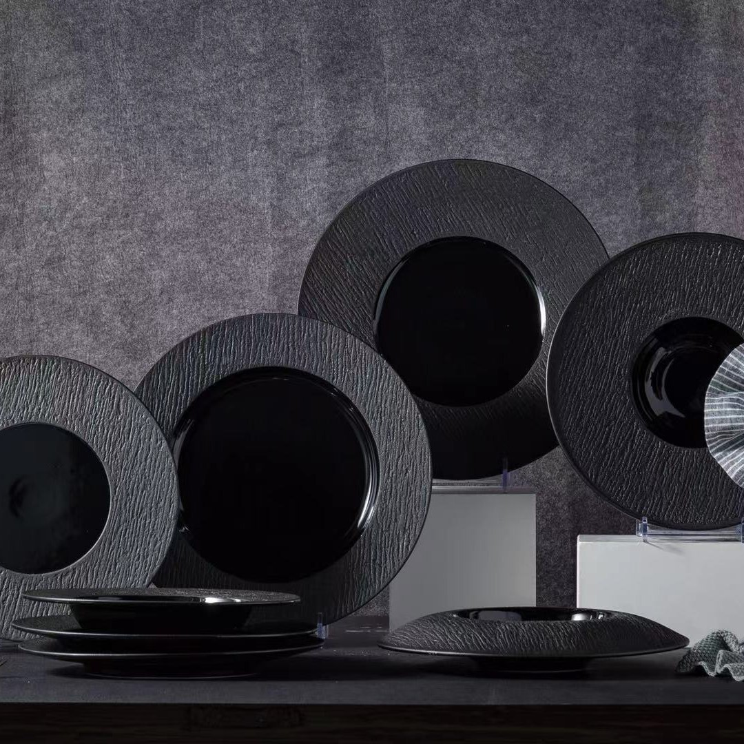 Bộ đĩa cao cấp màu đen họa tiết viền nhám