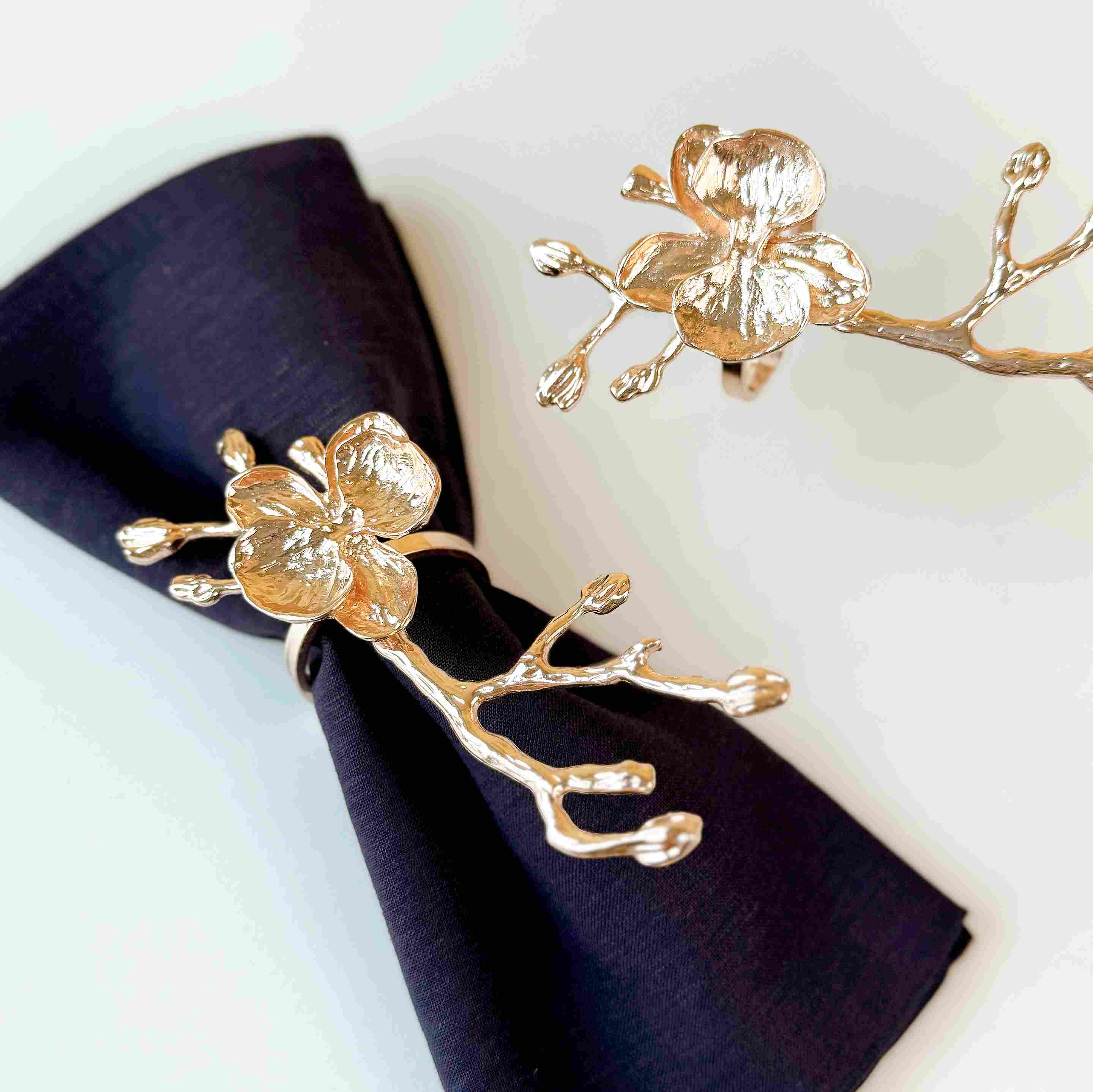 Ring tròn cành đào hồng