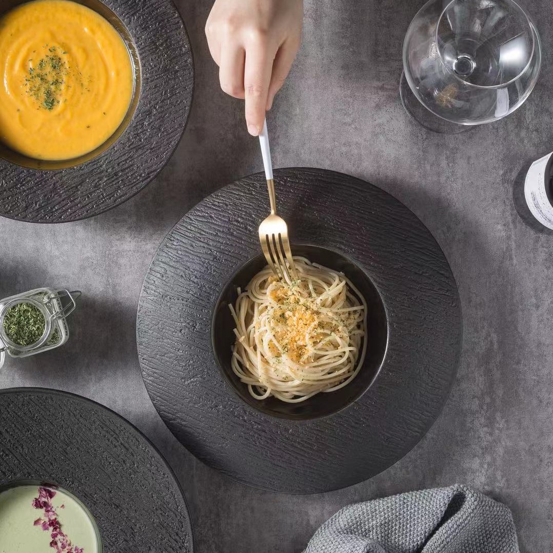 Bộ đĩa cao cấp màu đen họa tiết viền nhám