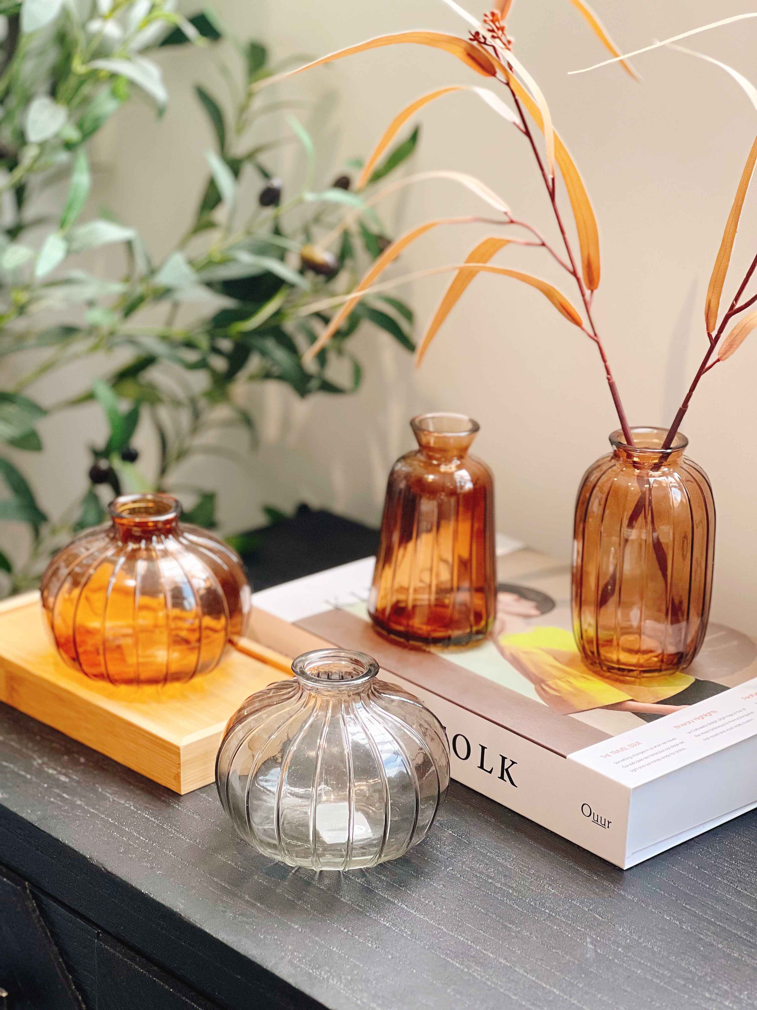 Lọ thủy tinh sọc nâu