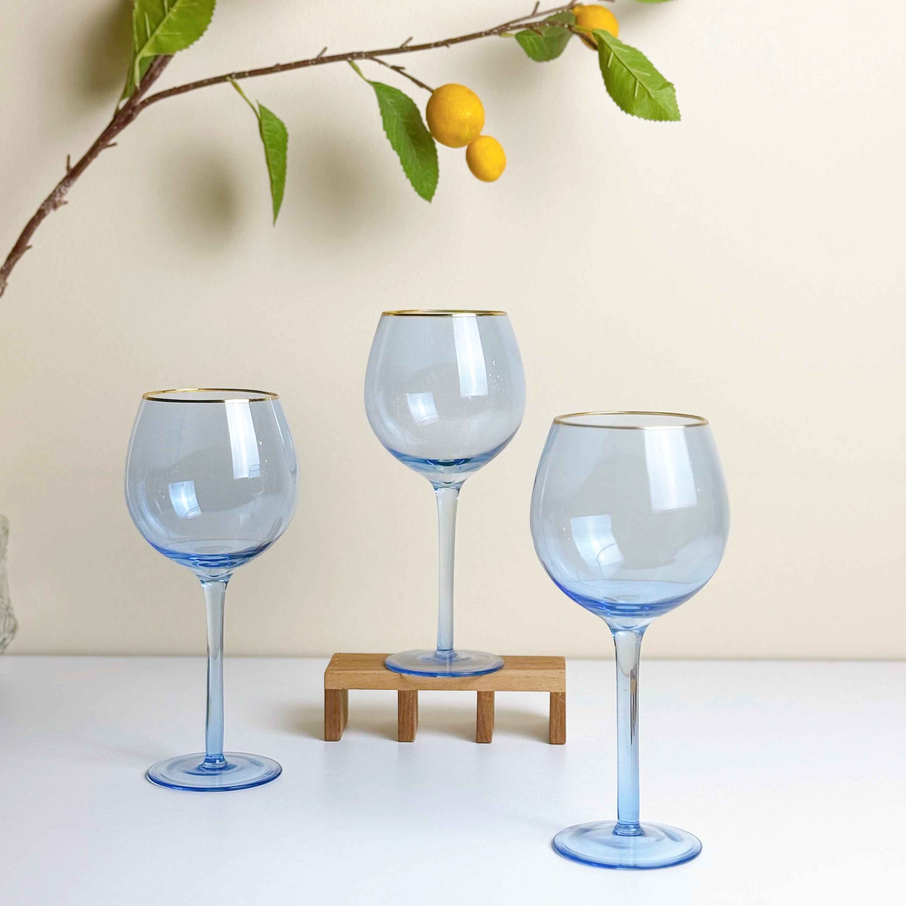 Set tiệc hè xanh hồng