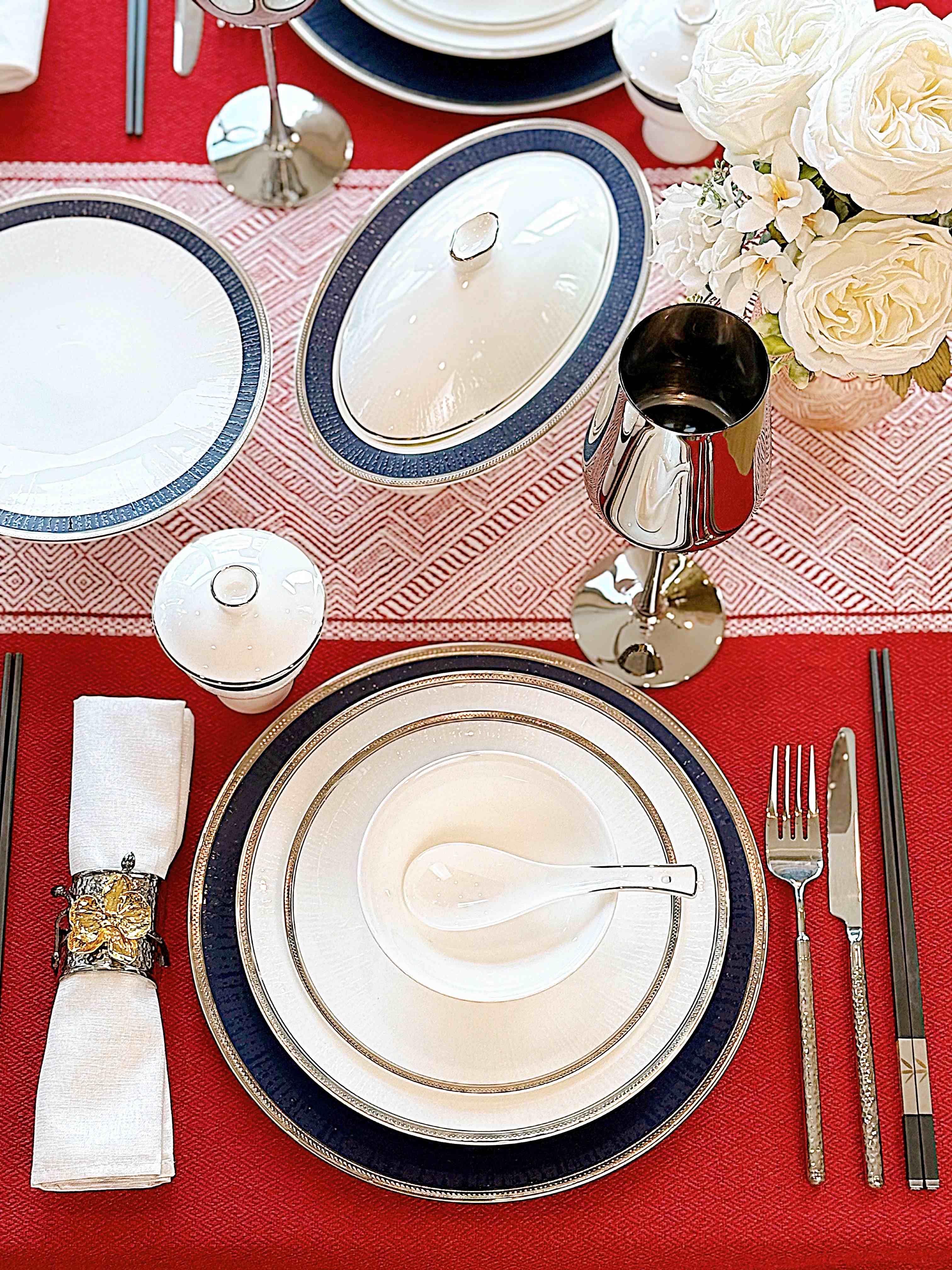 Set tiệc sứ xương xanh lam