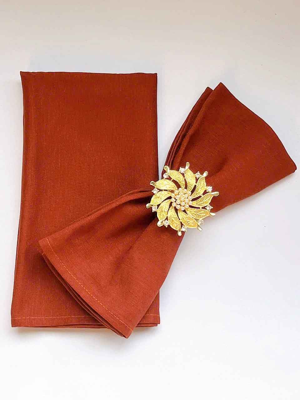 Khăn vuông cam đất