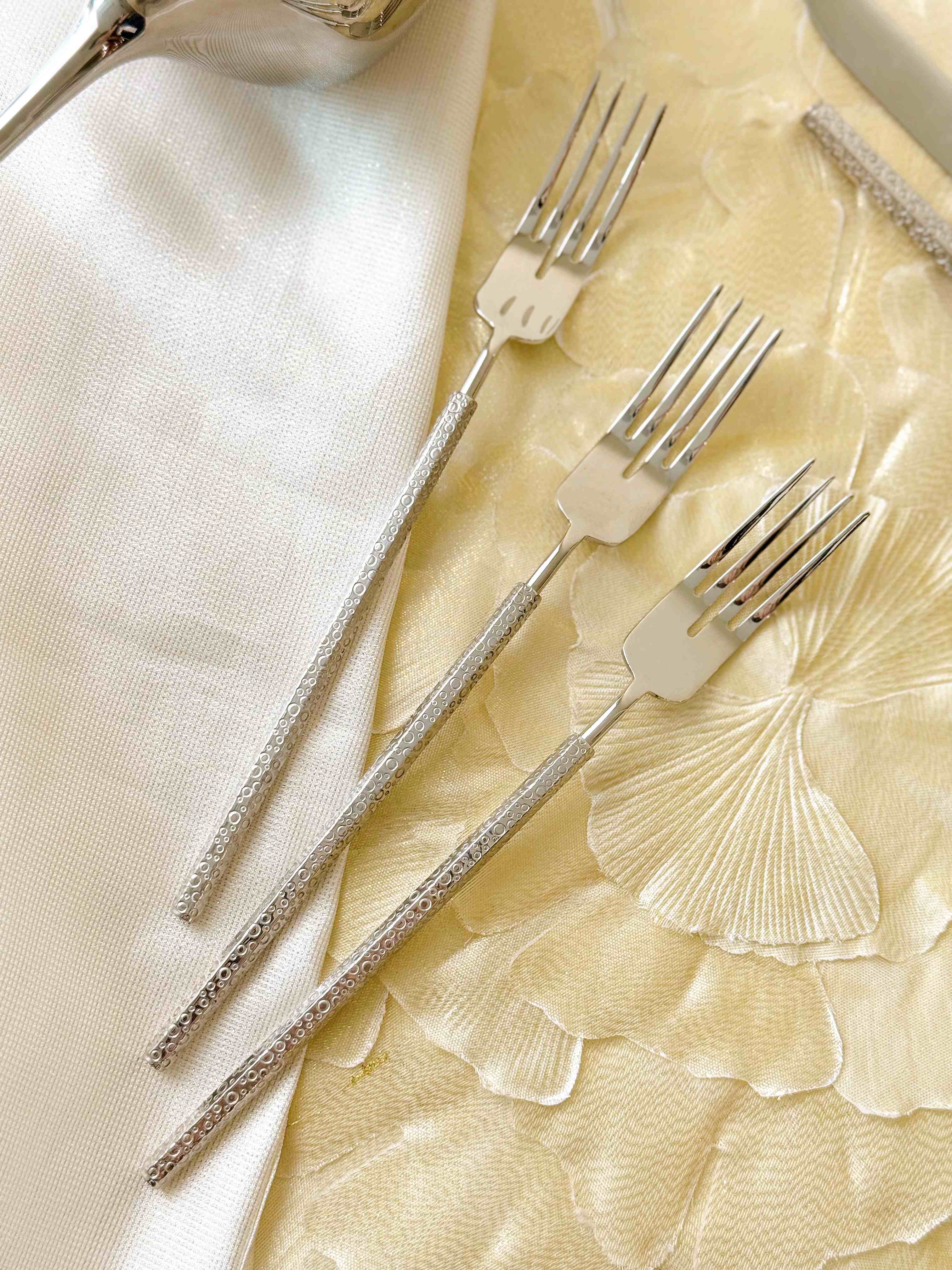 Set tiệc sứ xương xanh lam