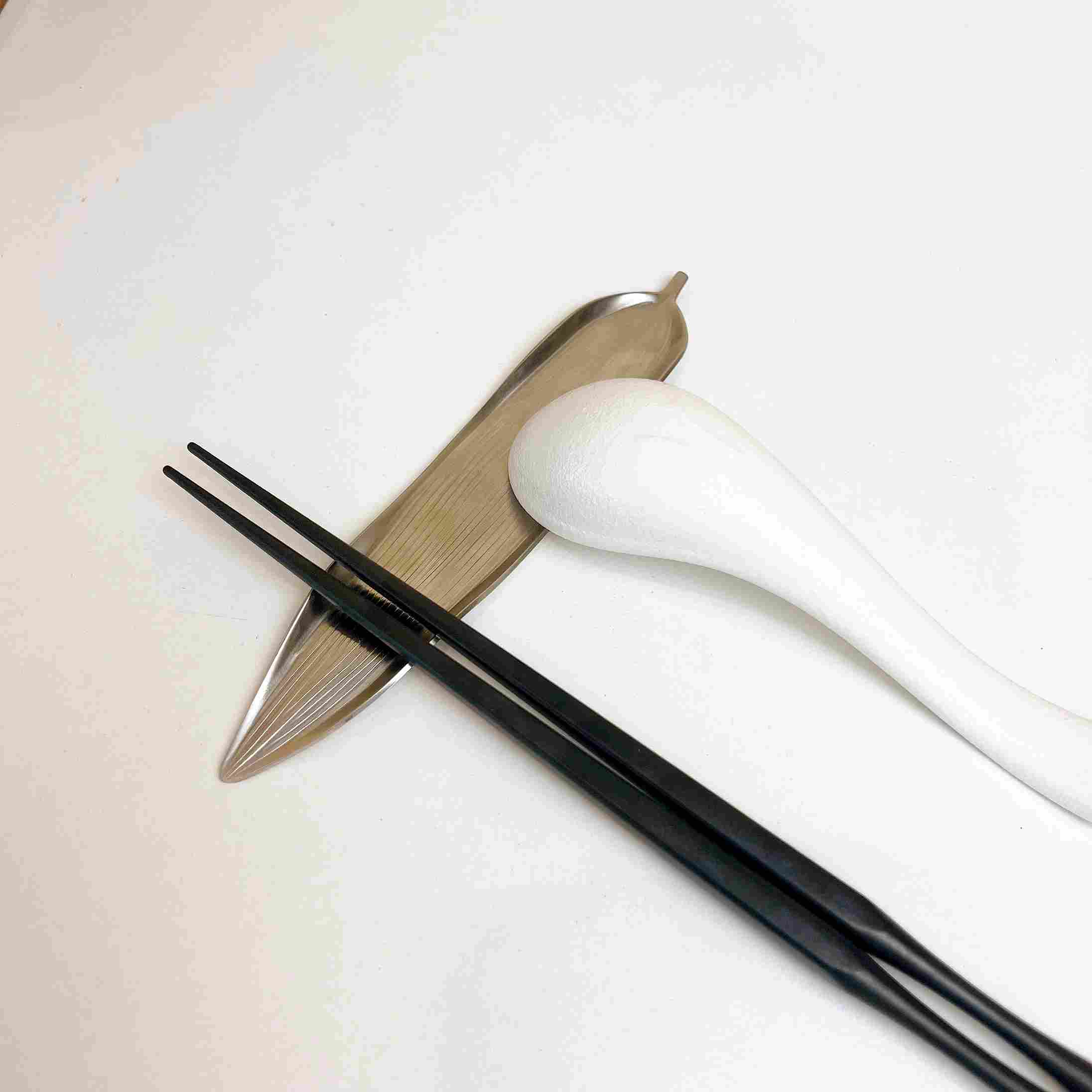 Set tiệc hoa mint bóng