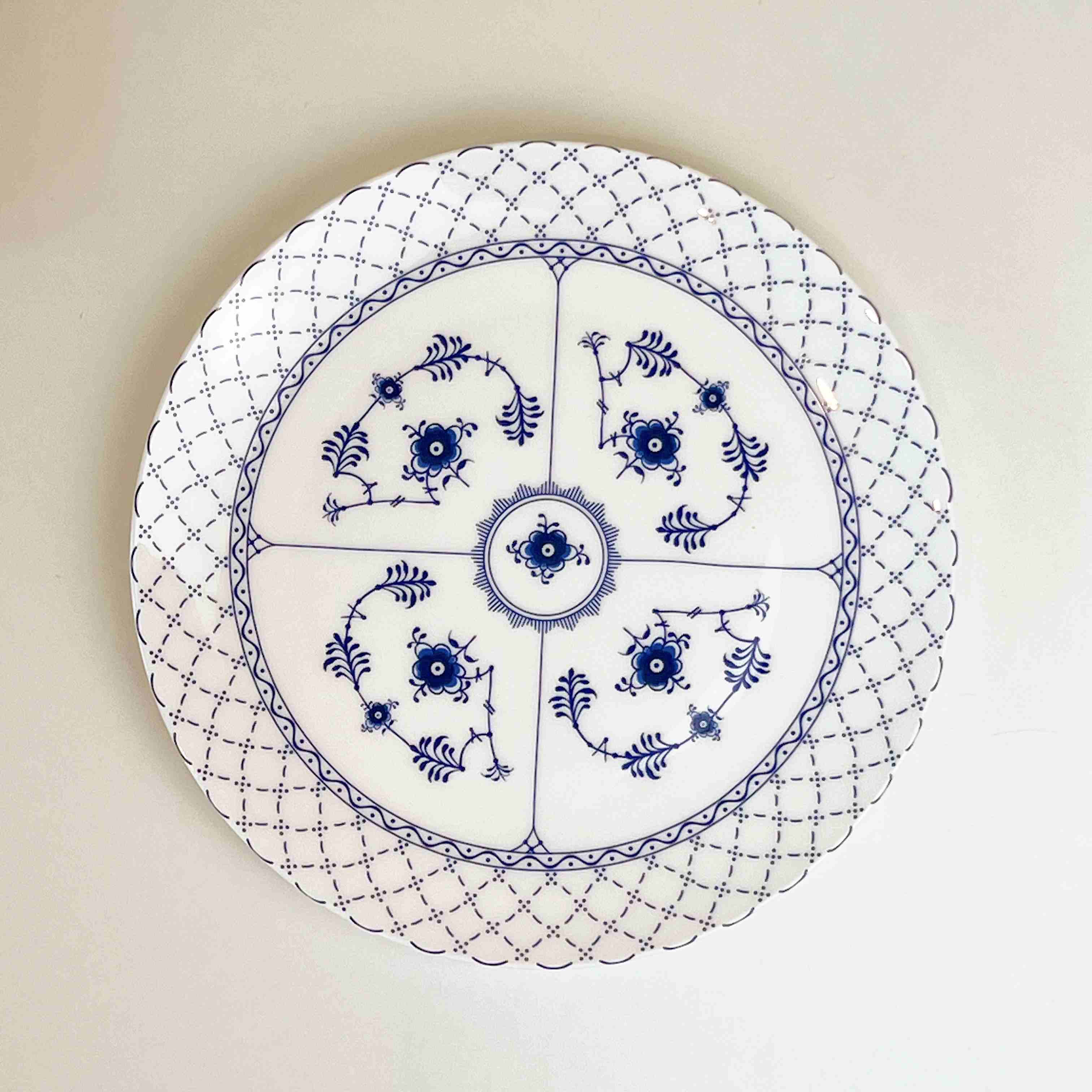 Set tiệc đĩa họa tiết xanh