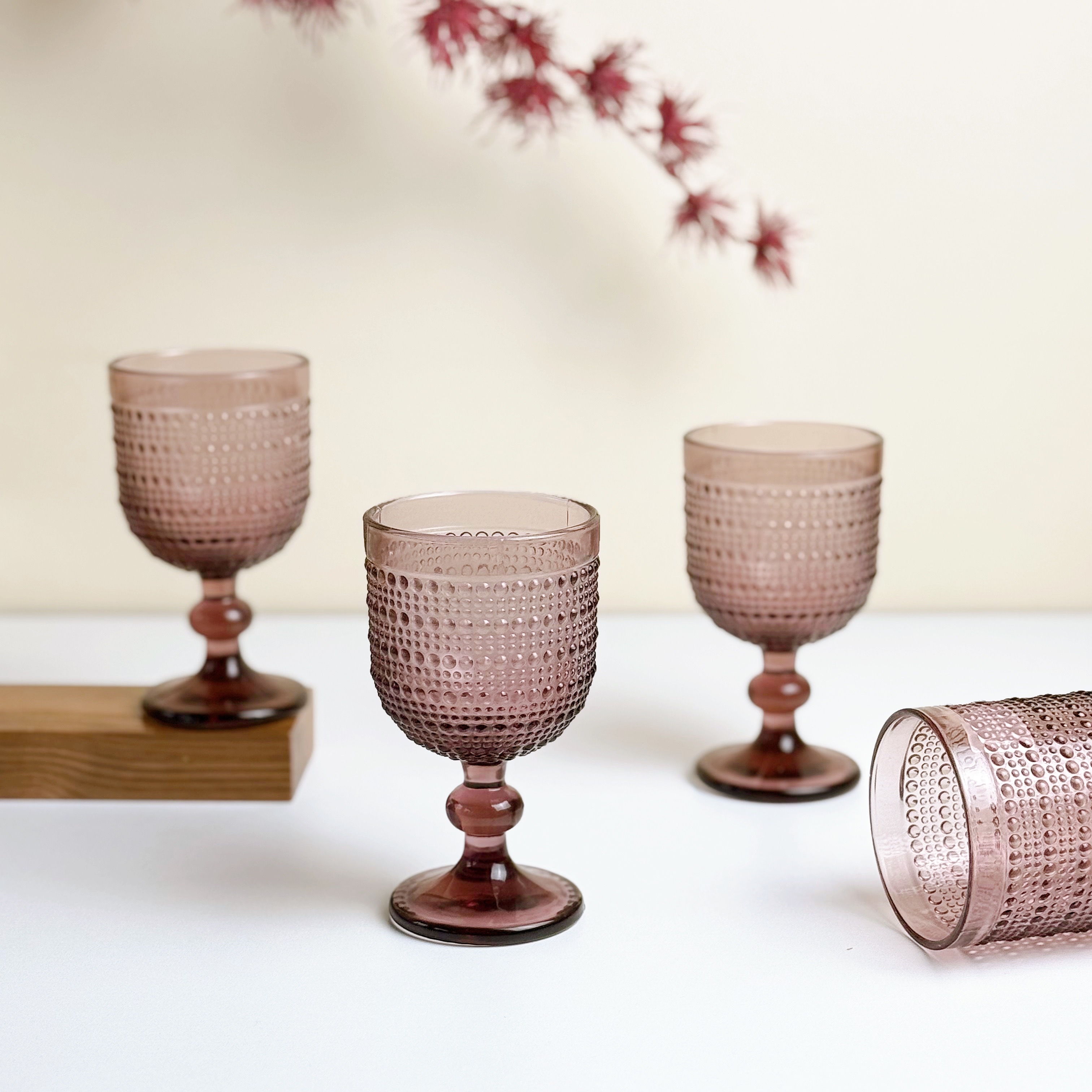 Ly thuỷ tinh hạt tím