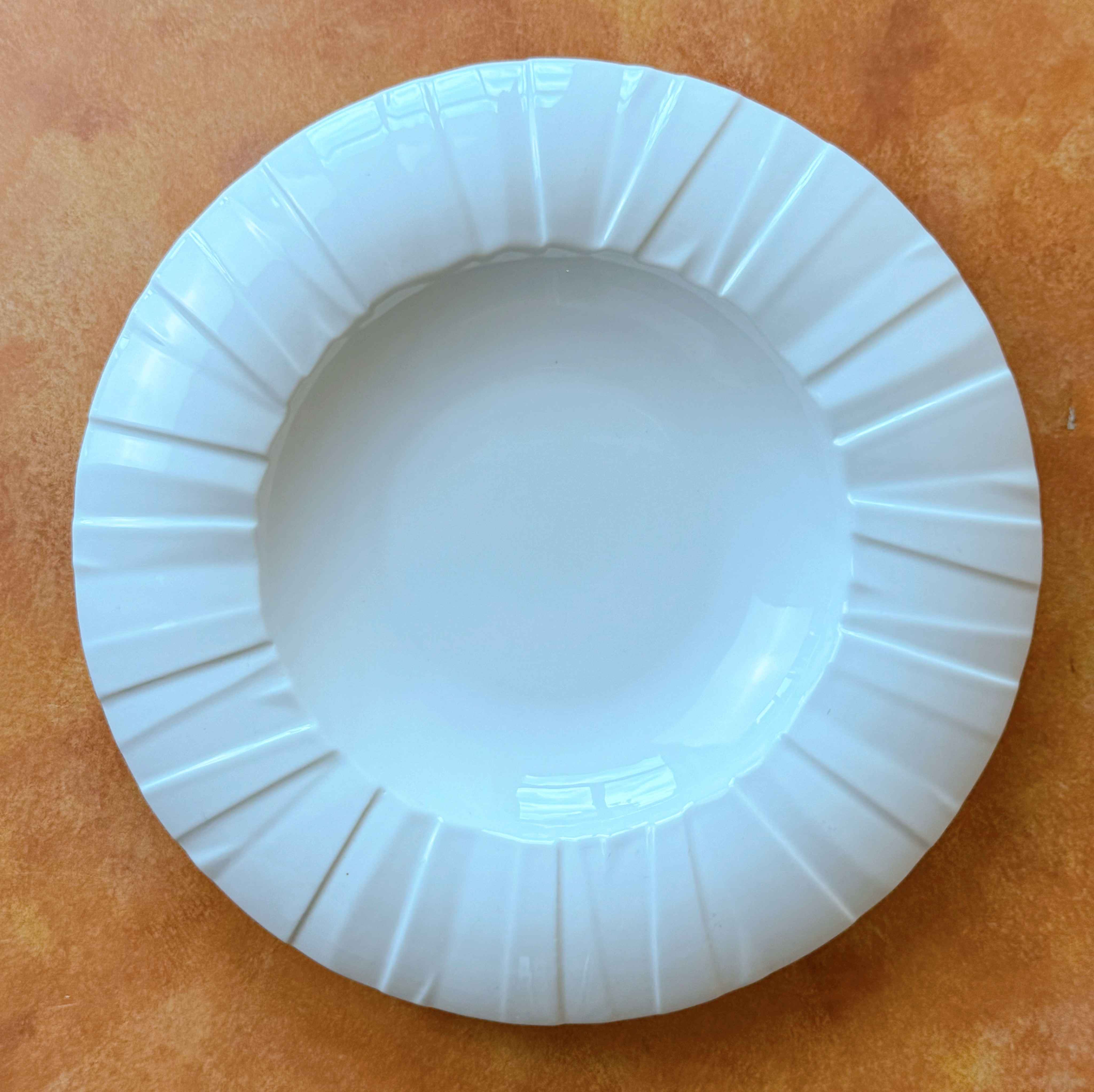 Bộ bát đĩa cao cấp phong cách hiện đại họa tiết quạt trắng