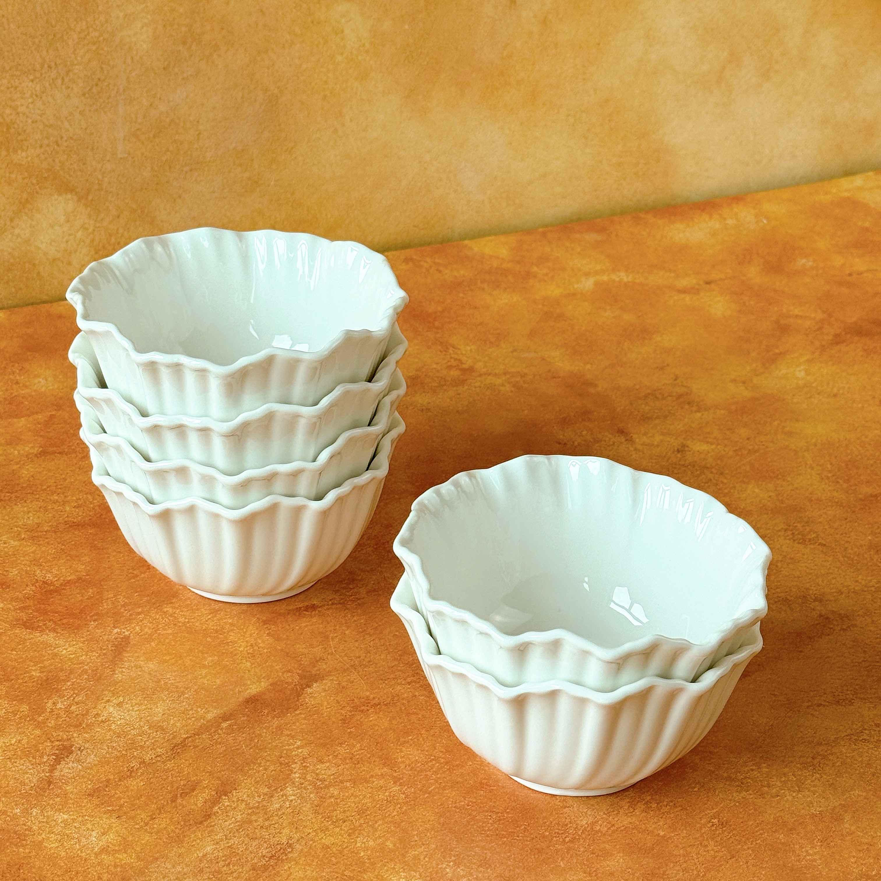 Bộ bát đĩa cao cấp phong cách hiện đại họa tiết quạt trắng