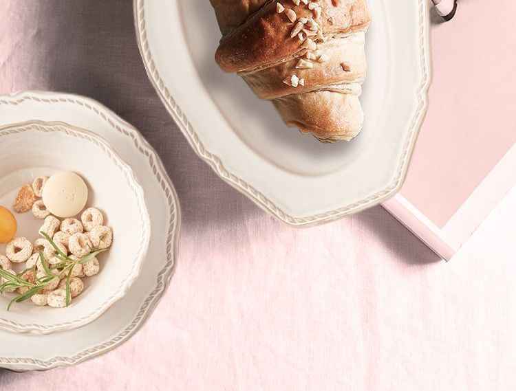 Bộ bát đĩa cao cấp phong cách vintage màu trắng hoa tiết gờ nổi