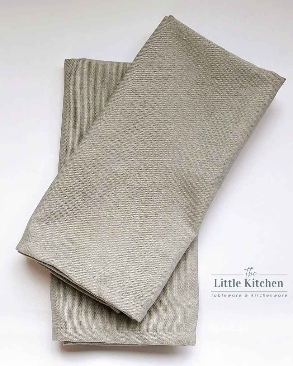 Set tiệc món Âu phong cách hiện đại