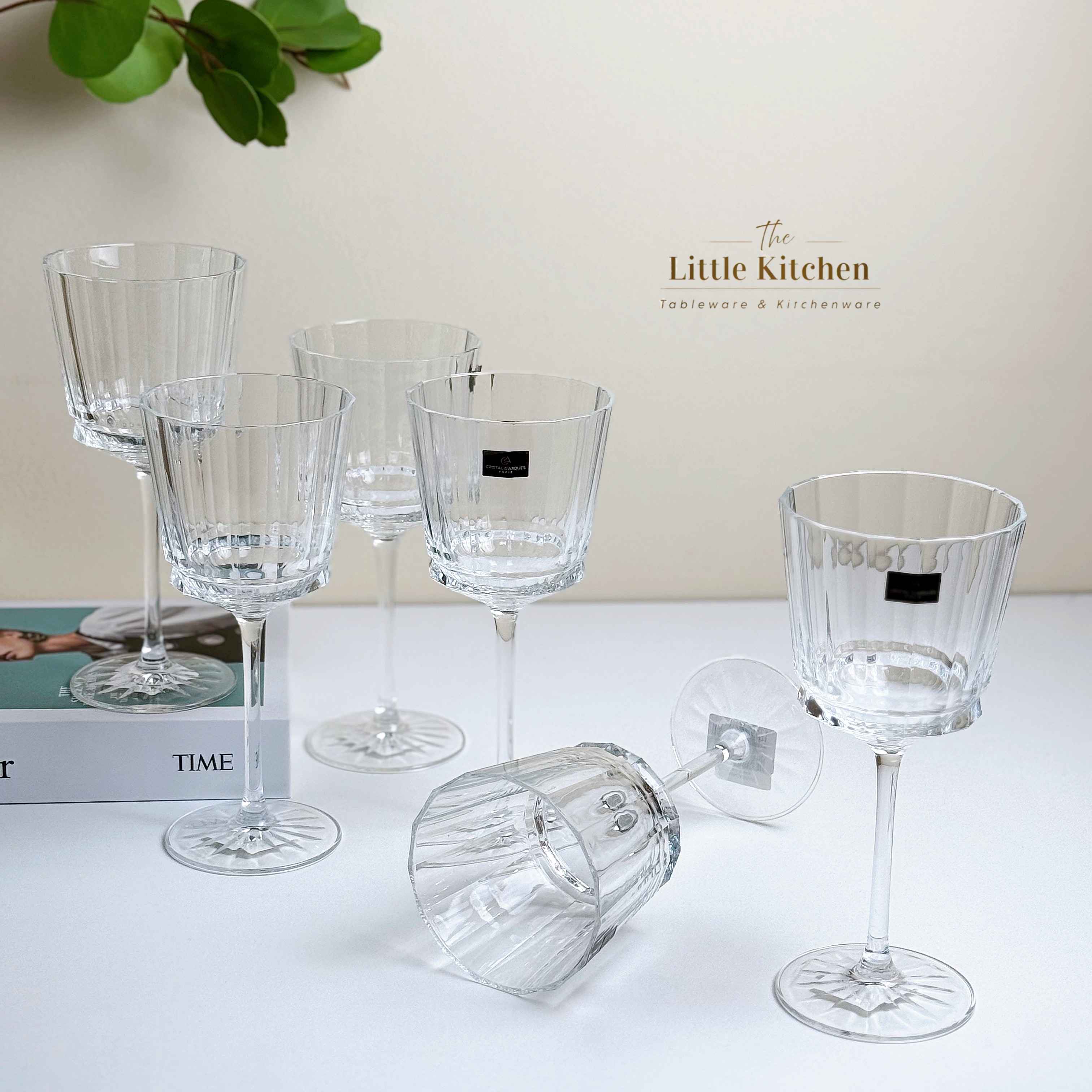 Ly thuỷ tinh gân trắng 20*10