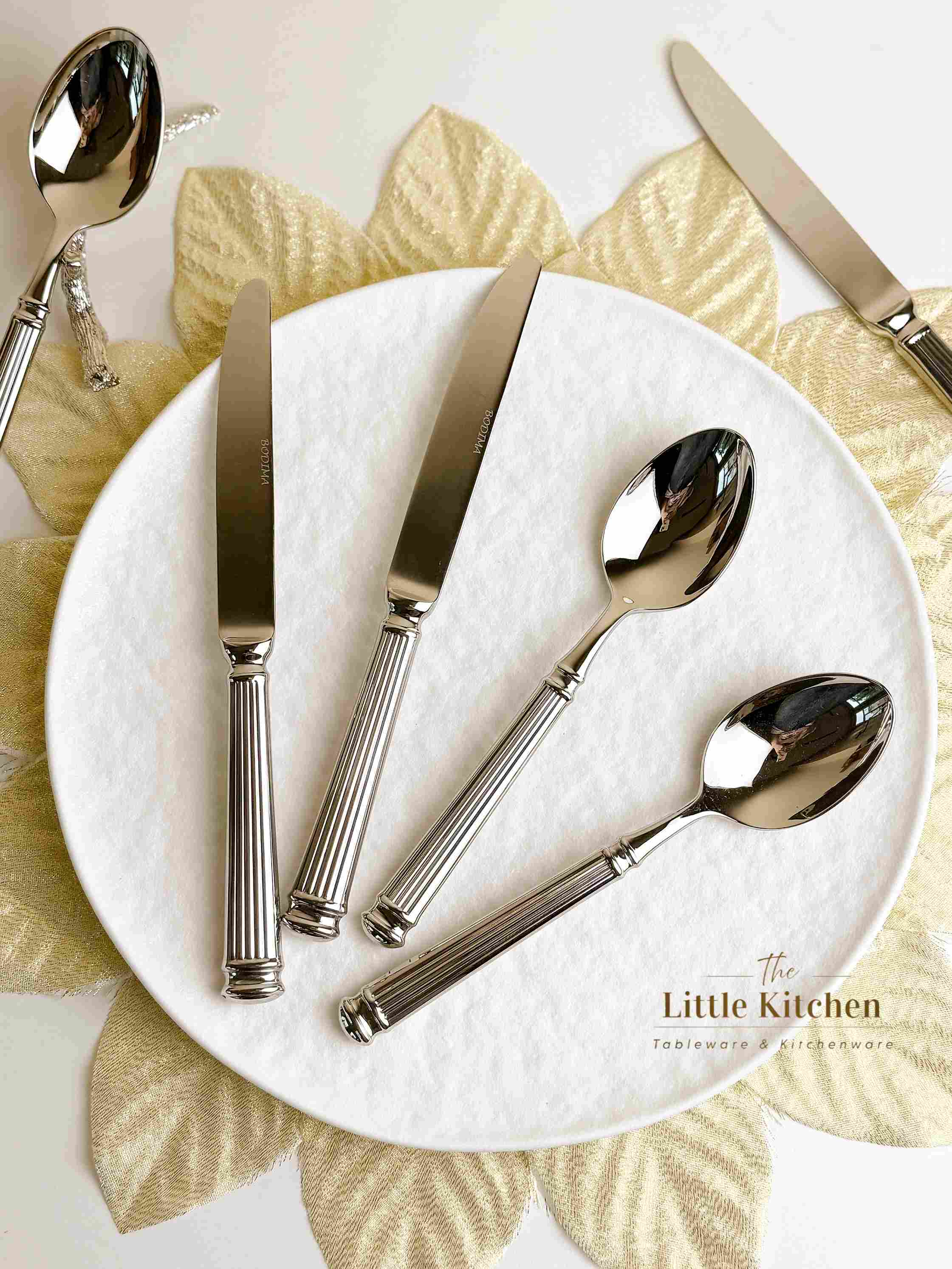 Set tiệc xanh blue và trắng