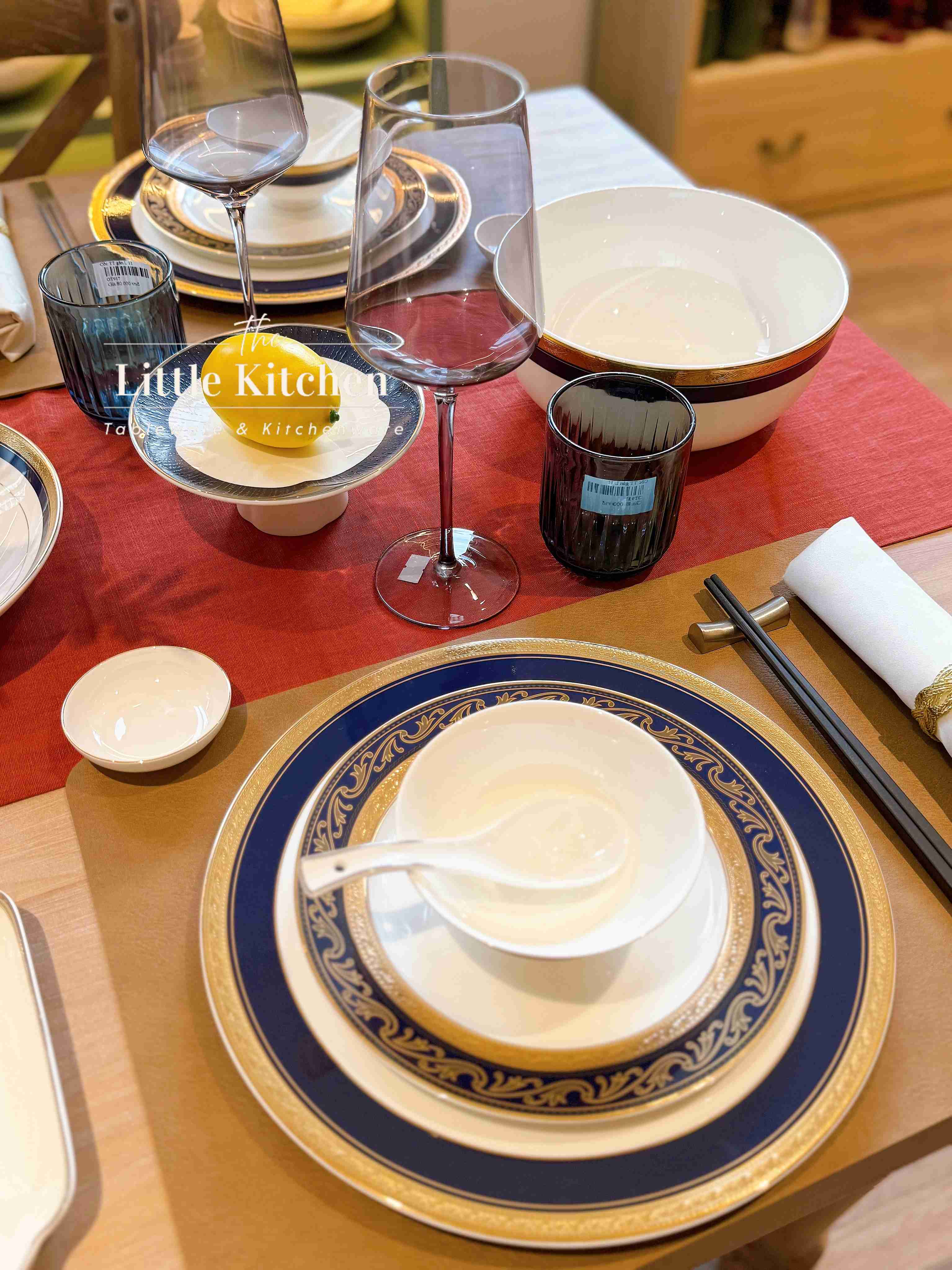 Set tiệc sứ xương lam viền vàng