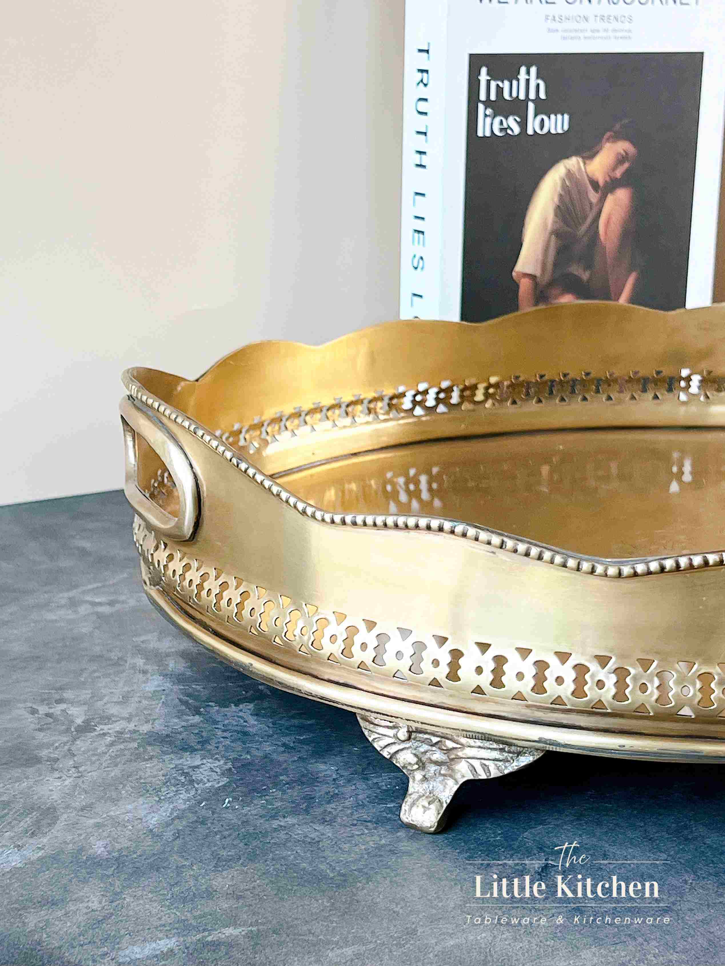 Đồng Ấn Độ khay chân oval vàng