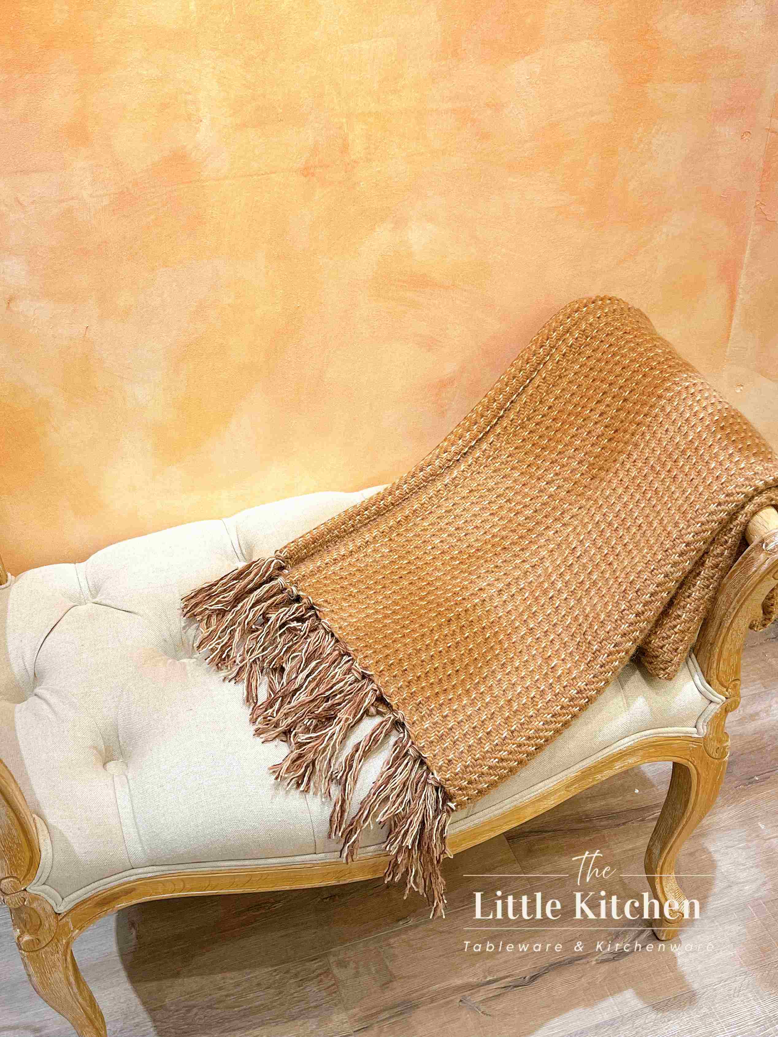 Chăn sợi đan nâu