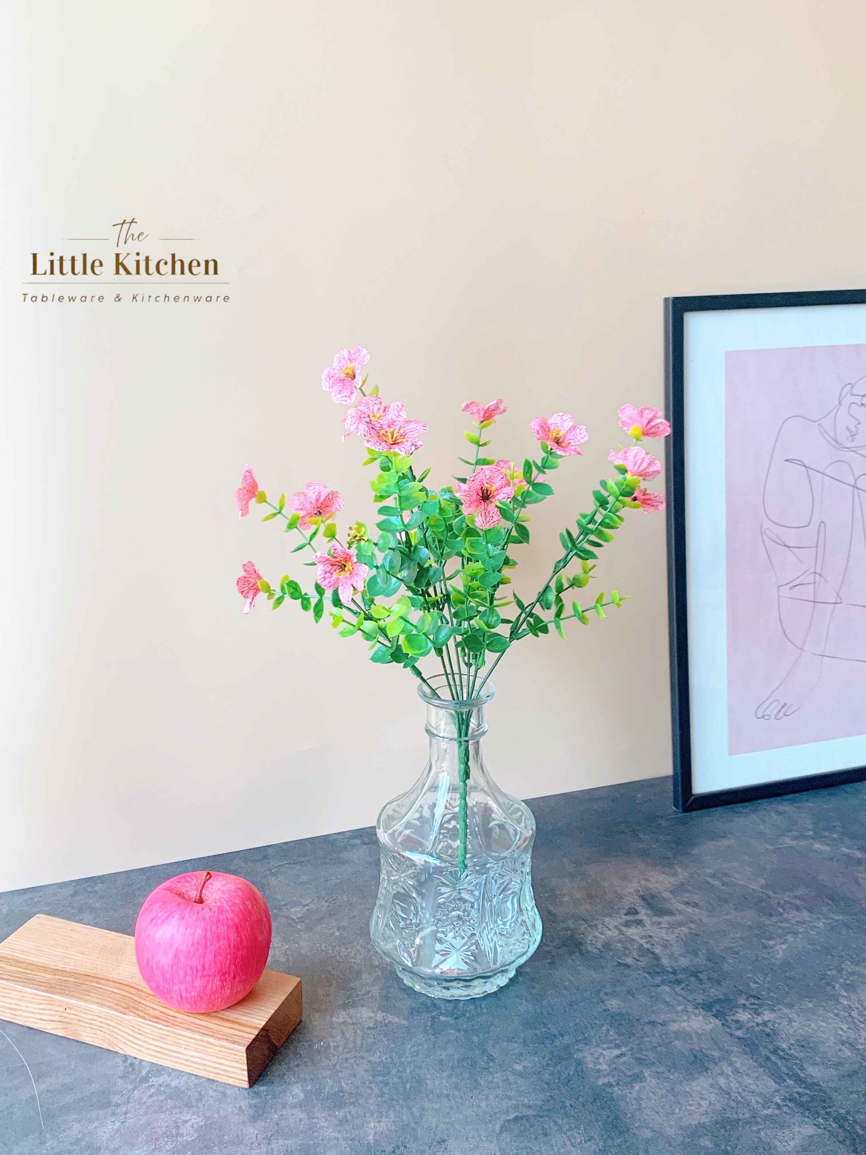 Cành hoa hồng nhạt