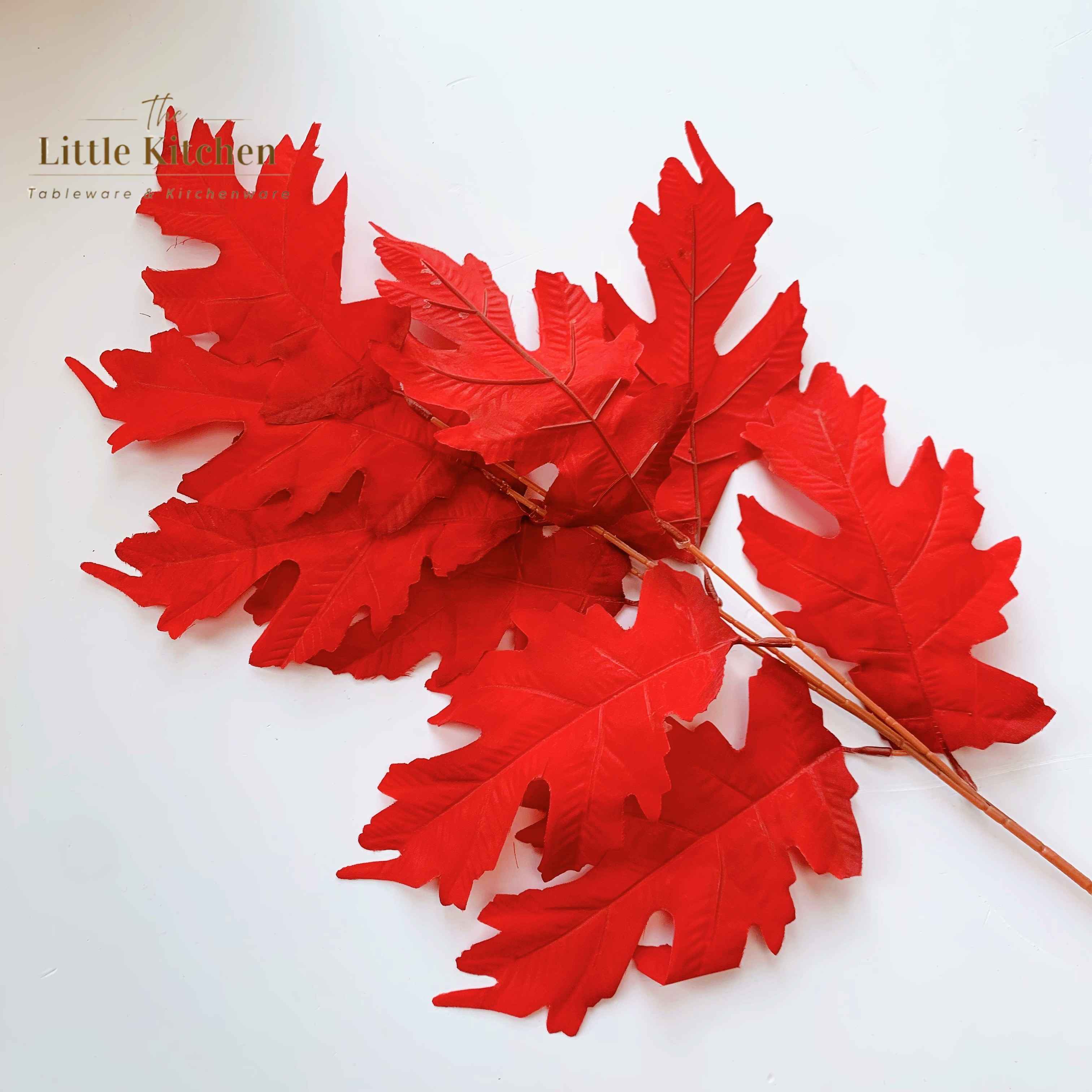 Cành lá phong đỏ to