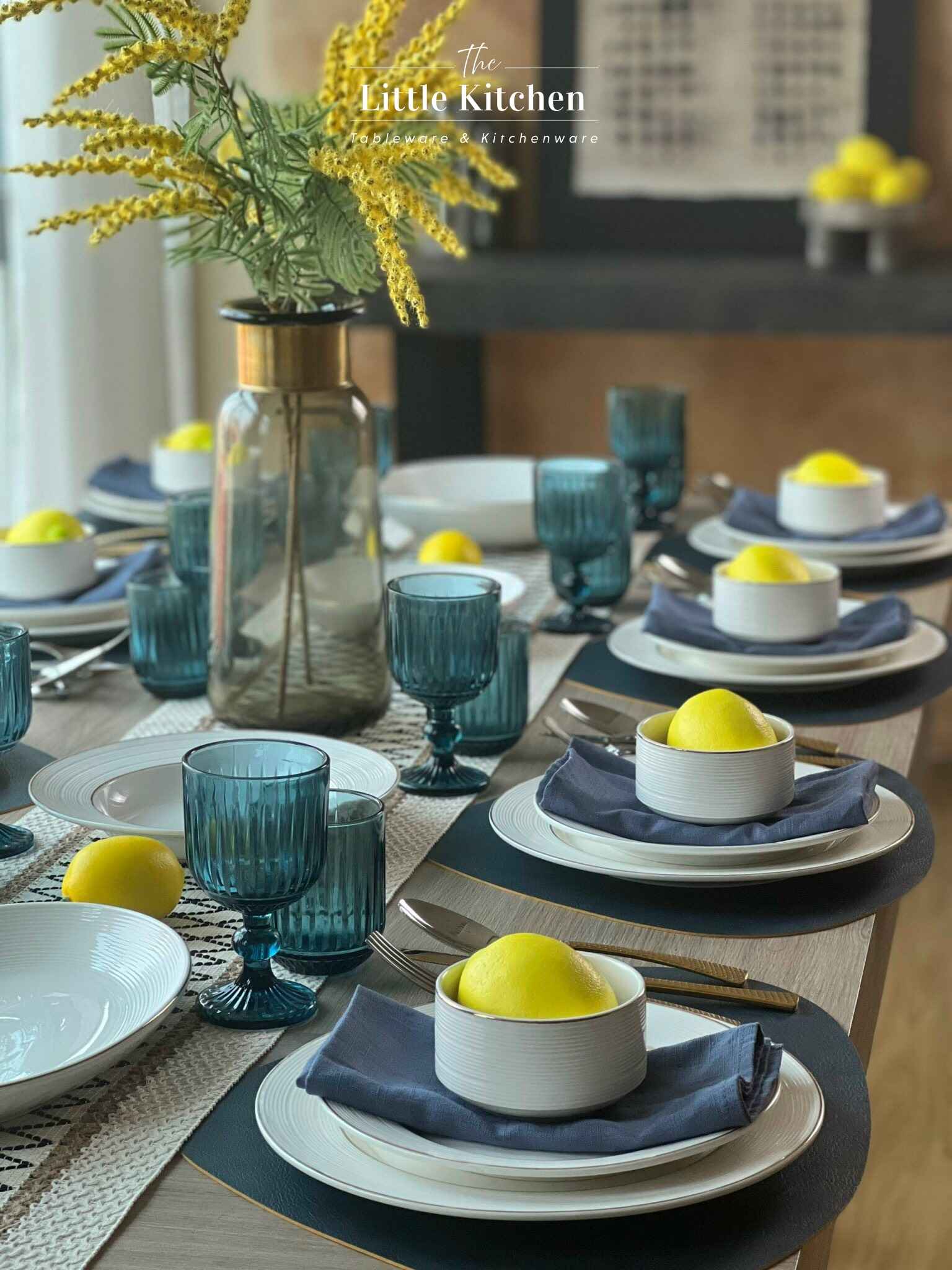Set tiệc xanh lam chanh vàng