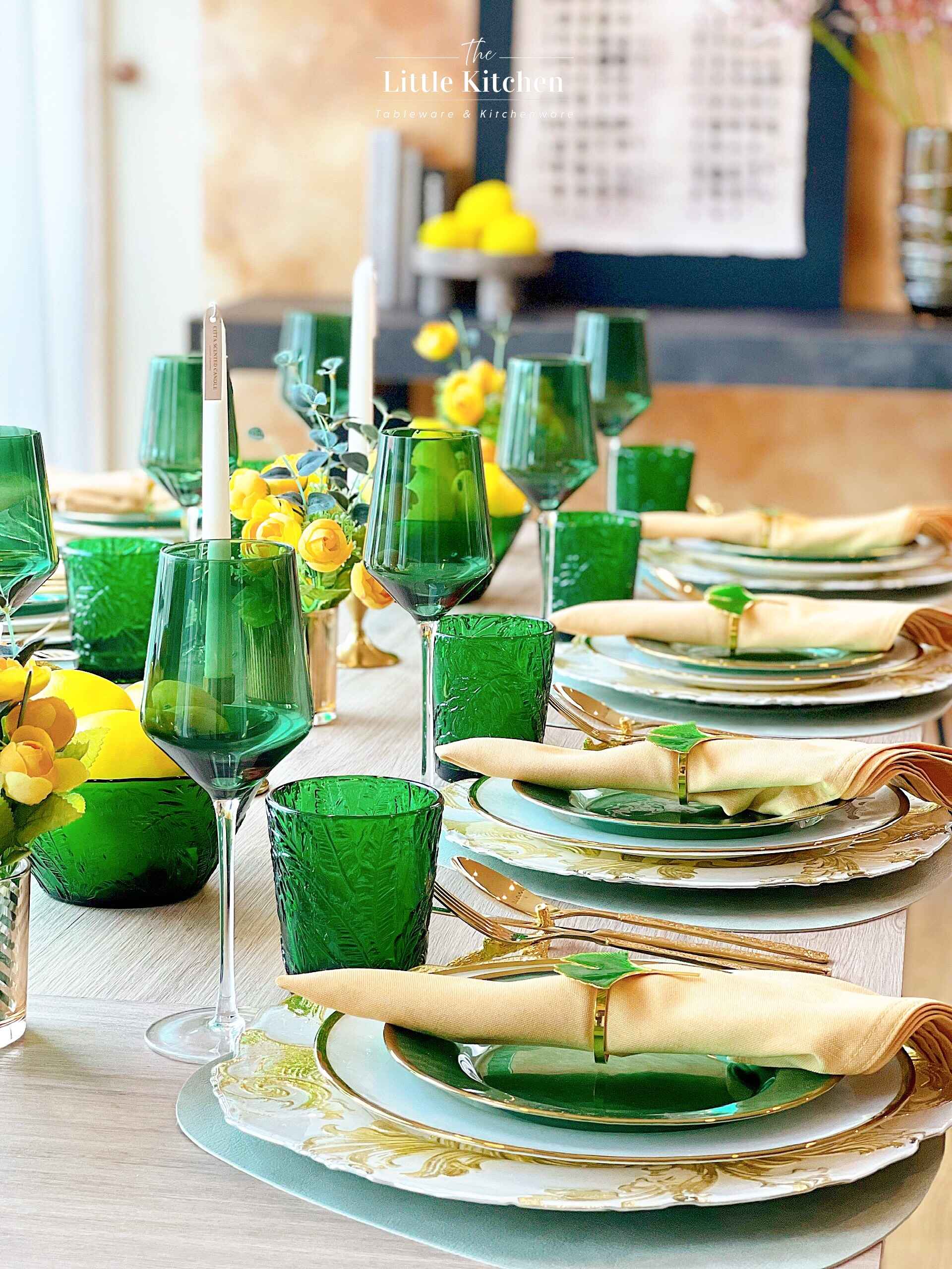 Set tiệc xanh vàng gold