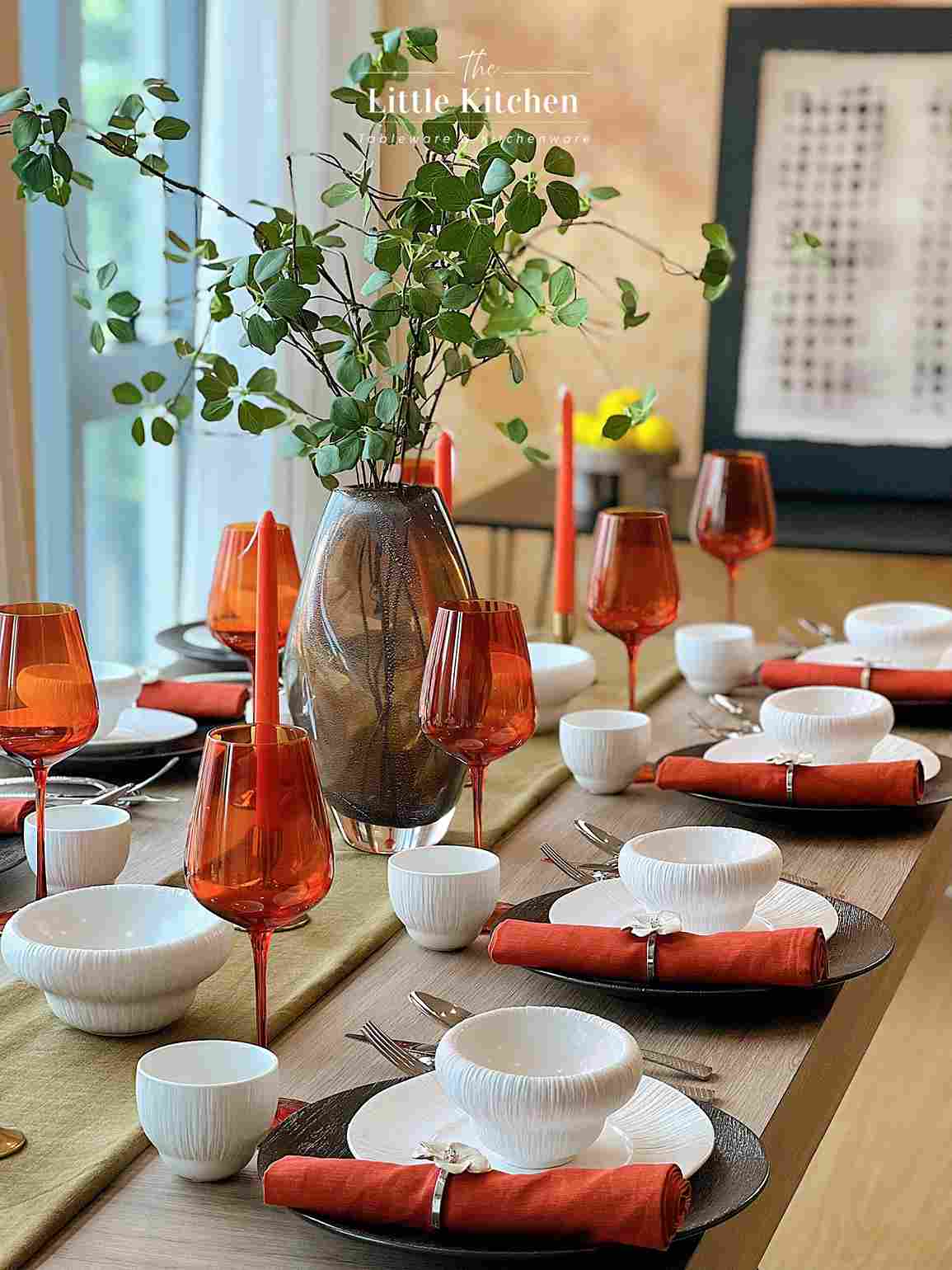 Set tiệc trắng sọc lì