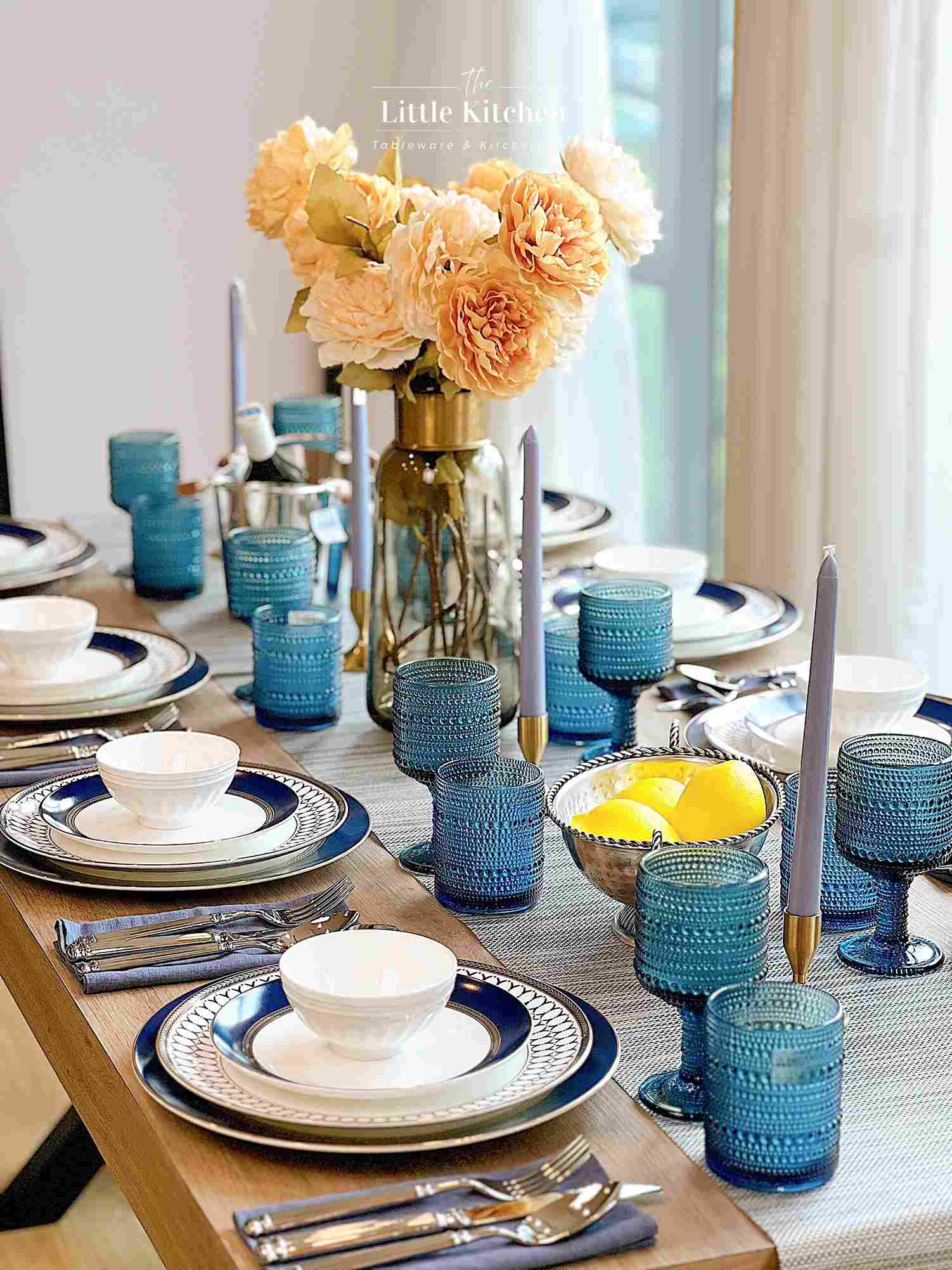 Set tiệc xanh blue và trắng