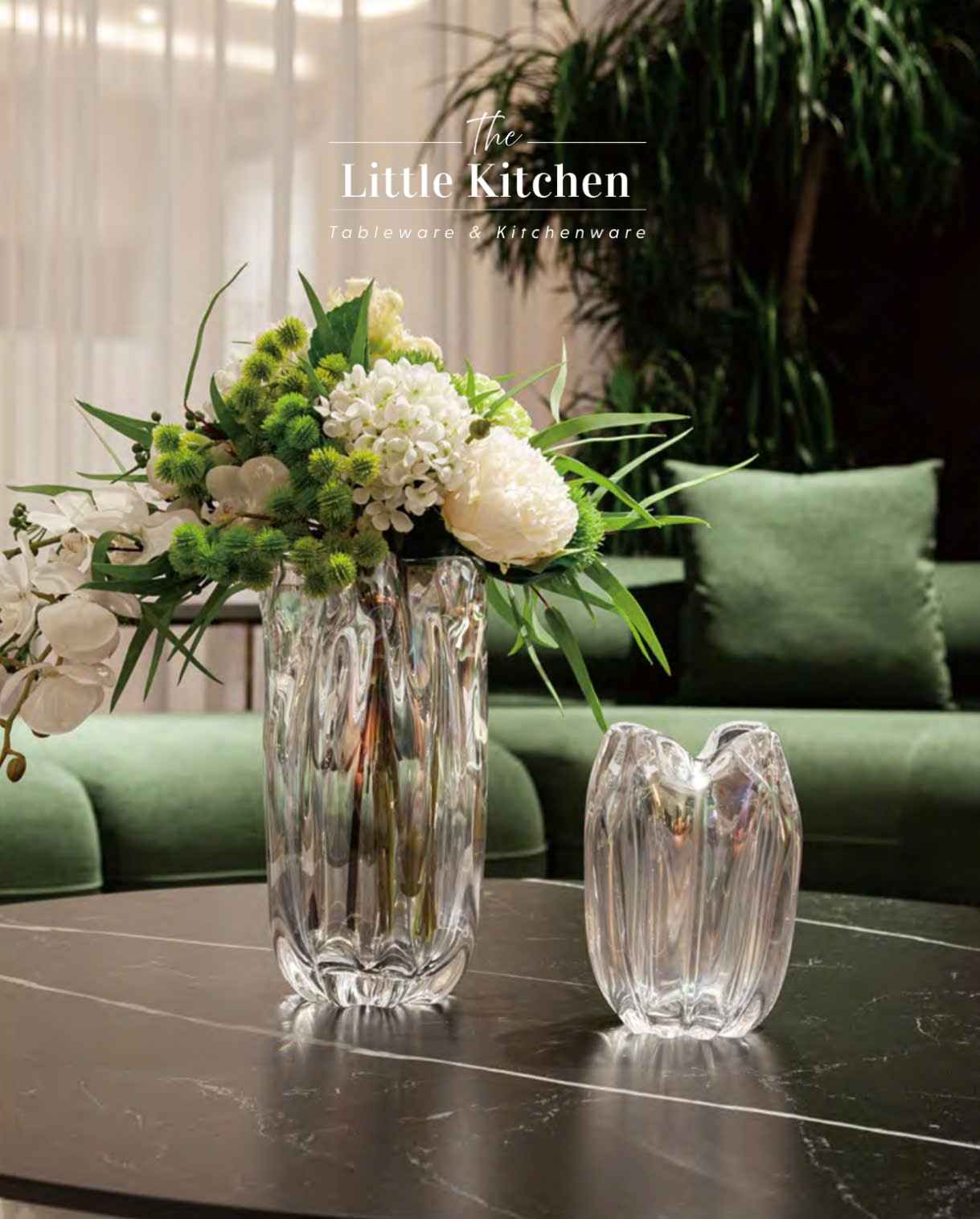 Bình thủy tinh hoa trai