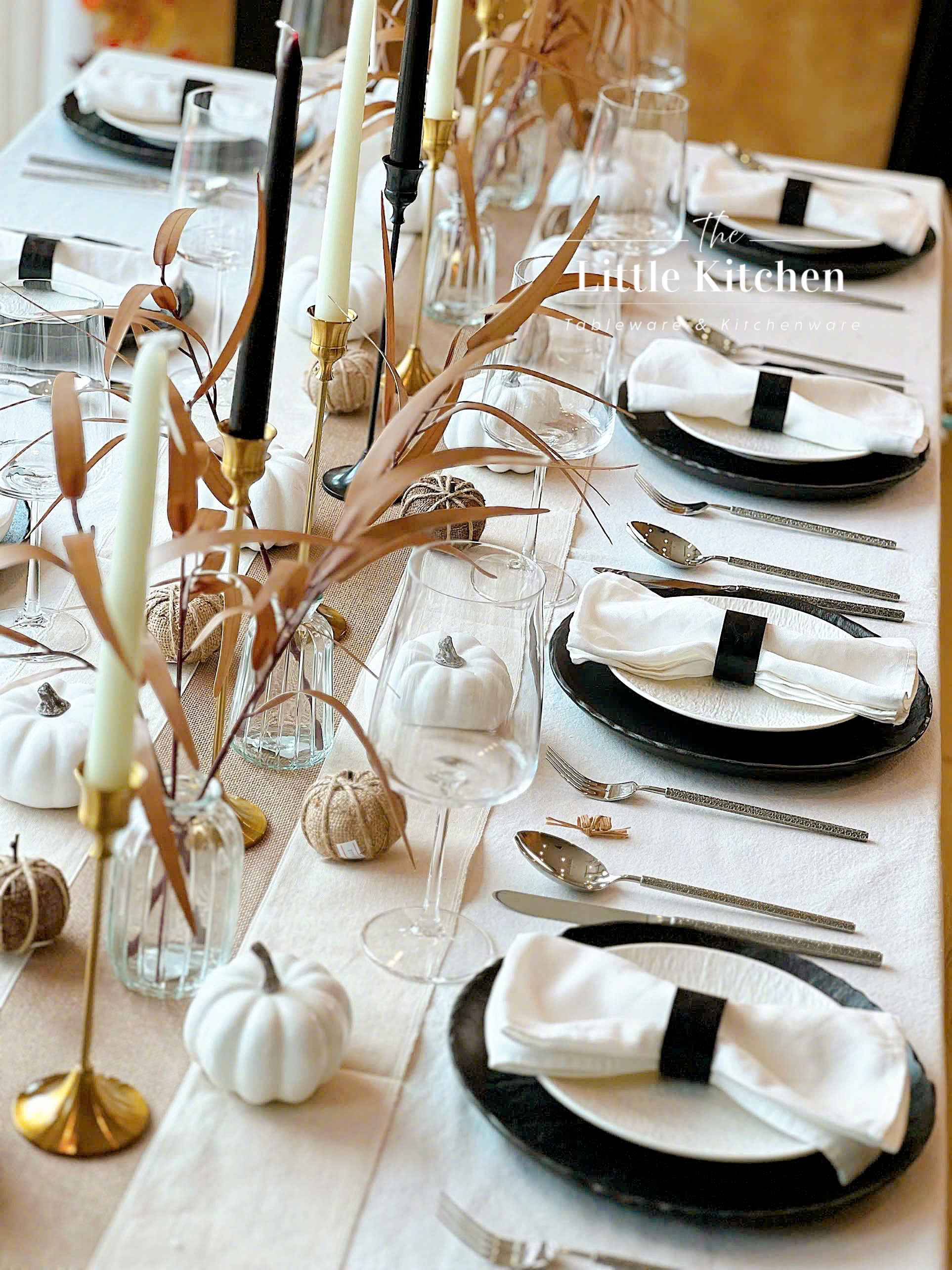 Set tiệc rustic đen trắng vải bố