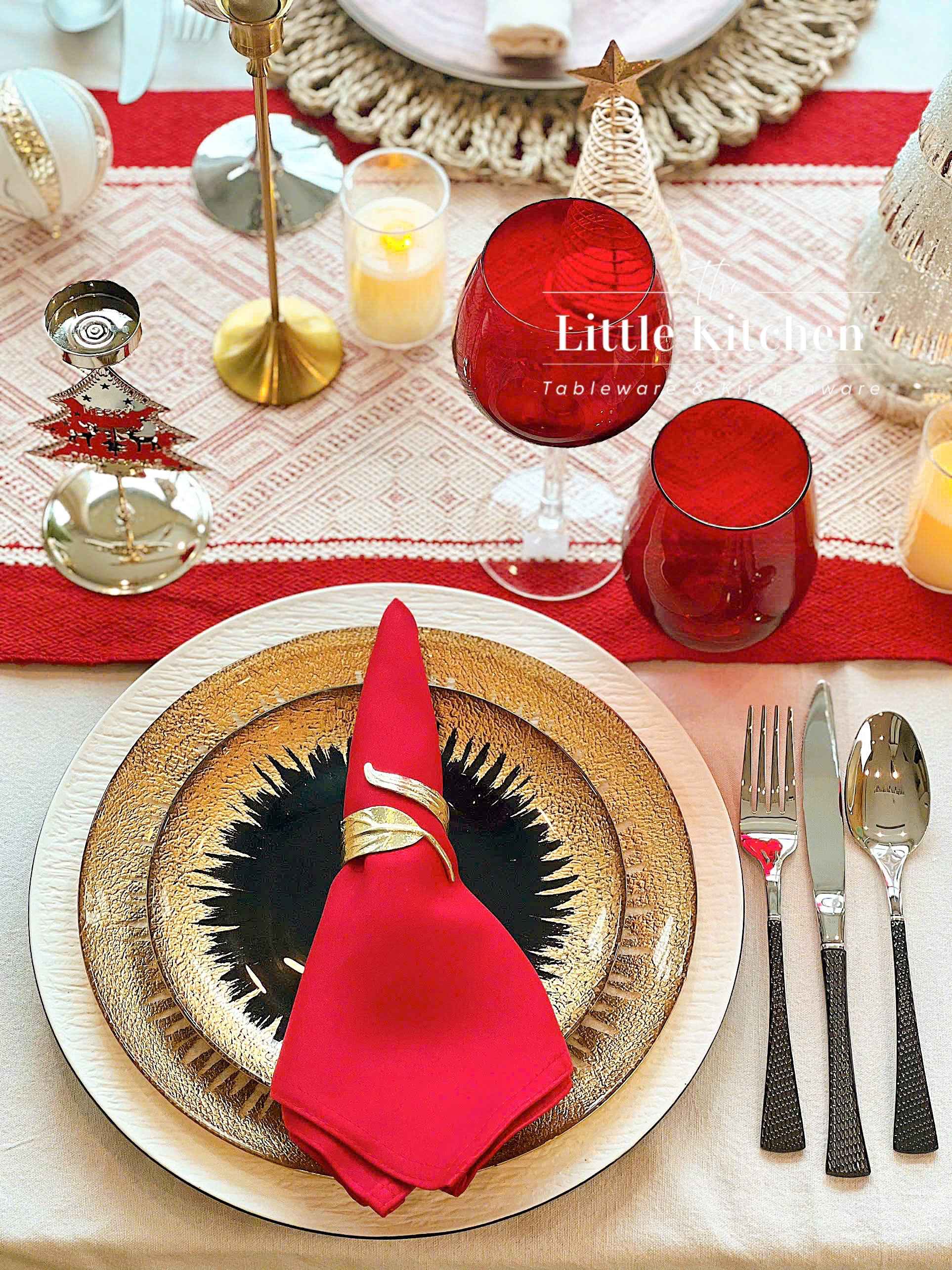 Set tiệc tia nhũ vàng