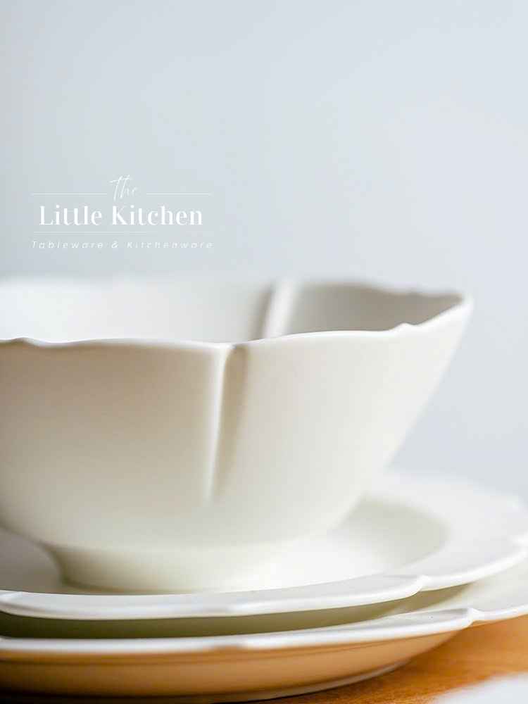 Bộ bát đĩa cao cấp phong cách Hàn Quốc màu trắng viền lượn