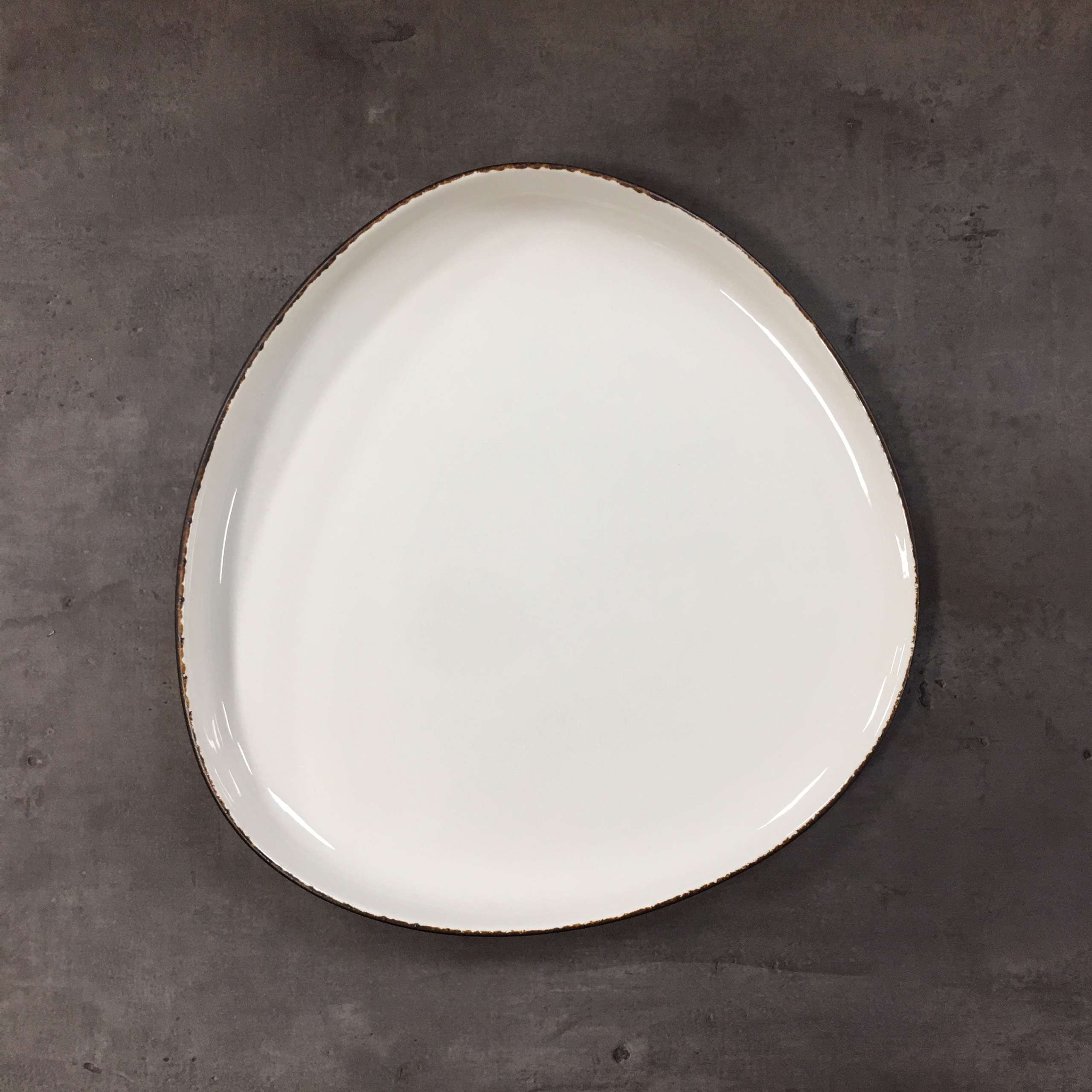 Bộ bát đĩa gia đình cao cấp màu trắng viền nâu men bóng