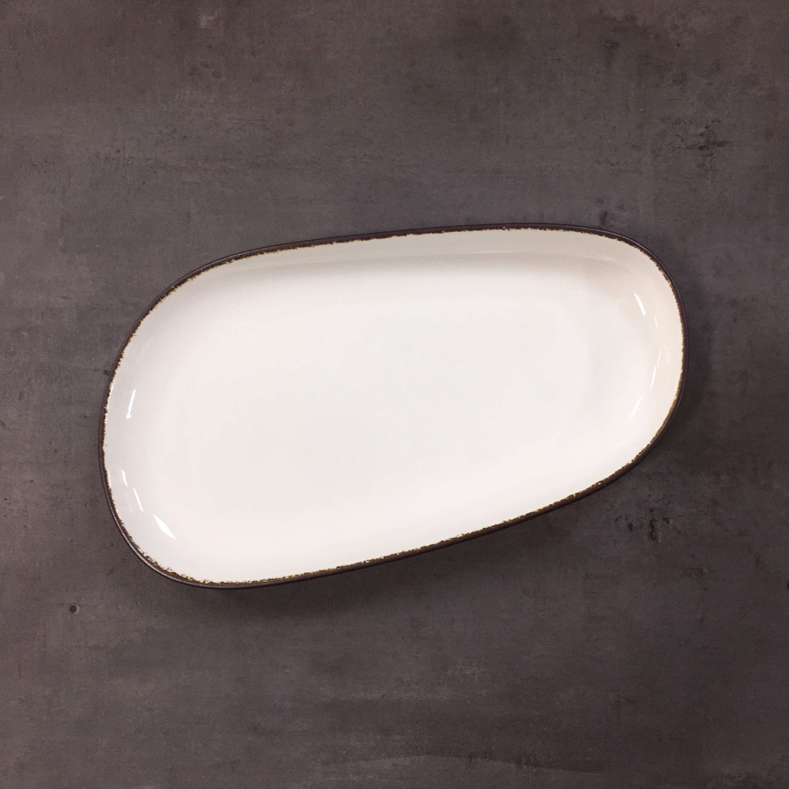 Bộ bát đĩa gia đình cao cấp màu trắng viền nâu men bóng