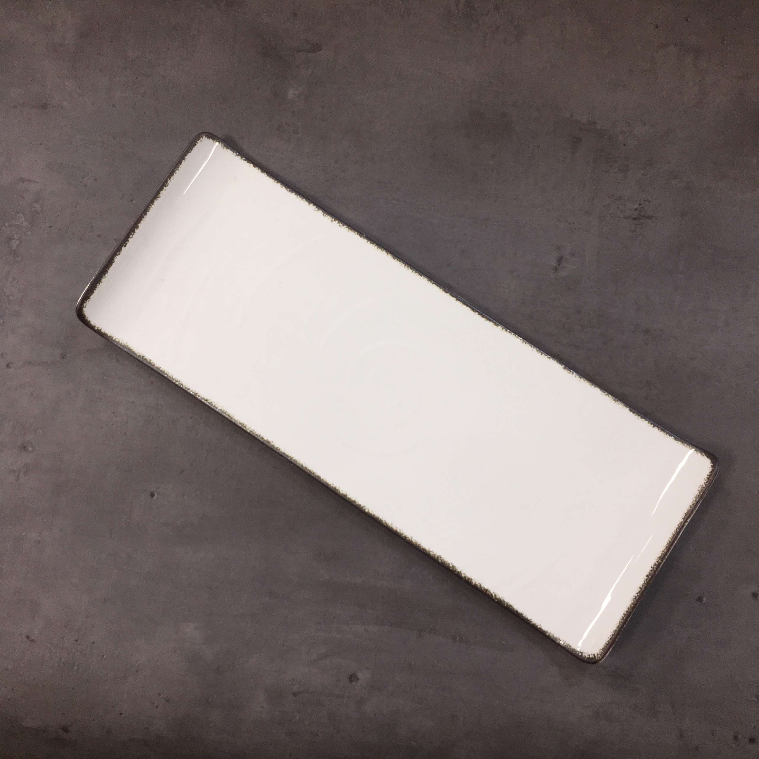 Bộ bát đĩa gia đình cao cấp màu trắng viền nâu men bóng