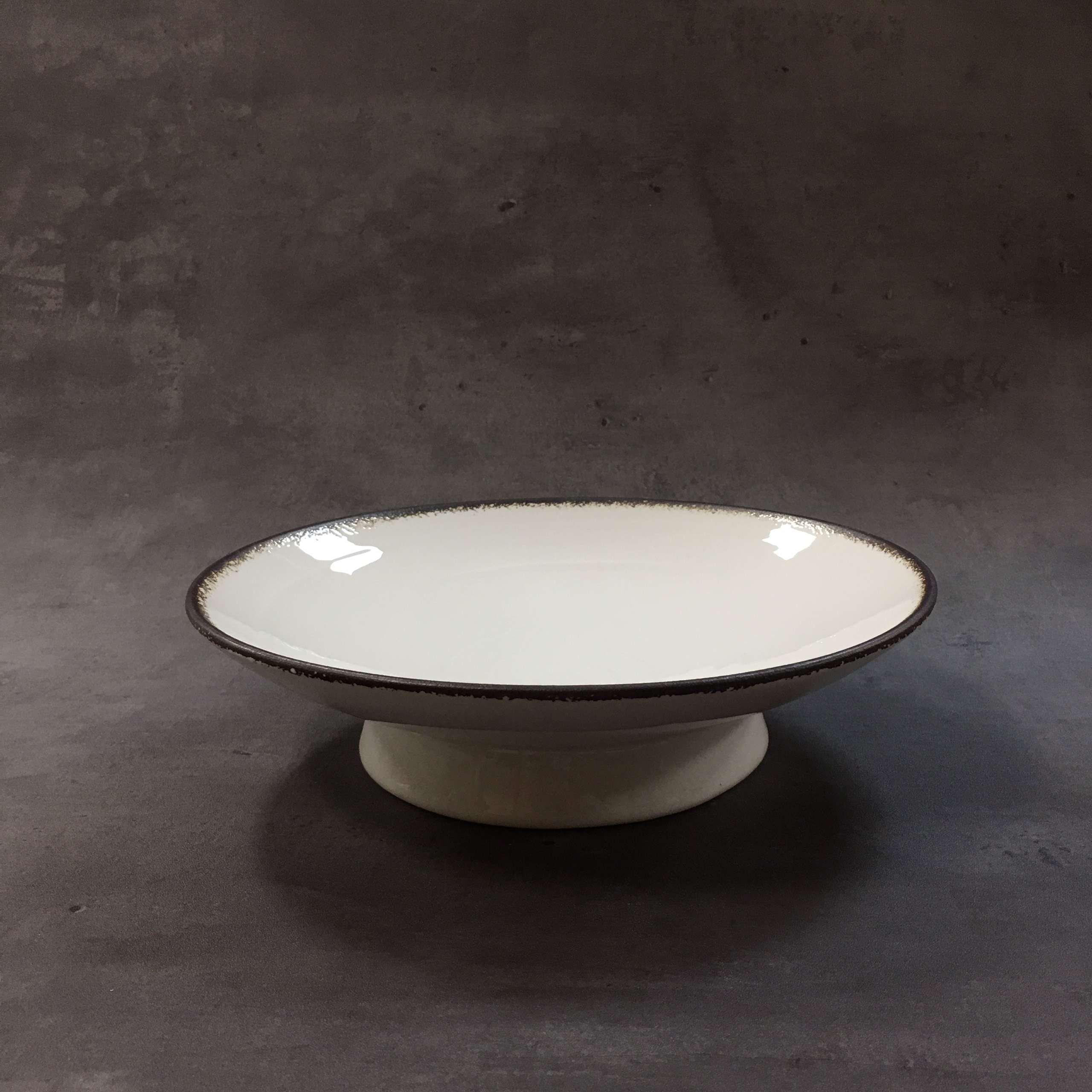 Bộ bát đĩa gia đình cao cấp màu trắng viền nâu men bóng