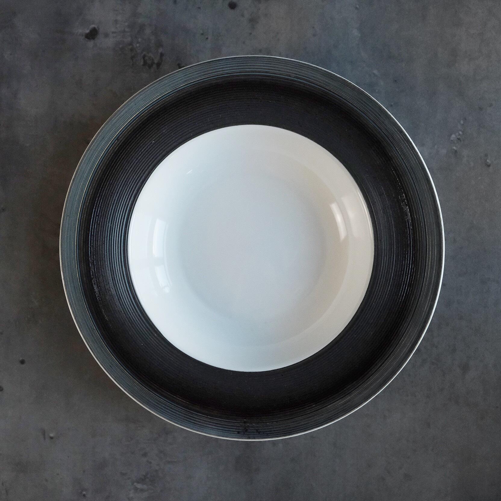 Bộ đĩa nhà hàng cao cấp màu trắng họa tiết viền gân xanh