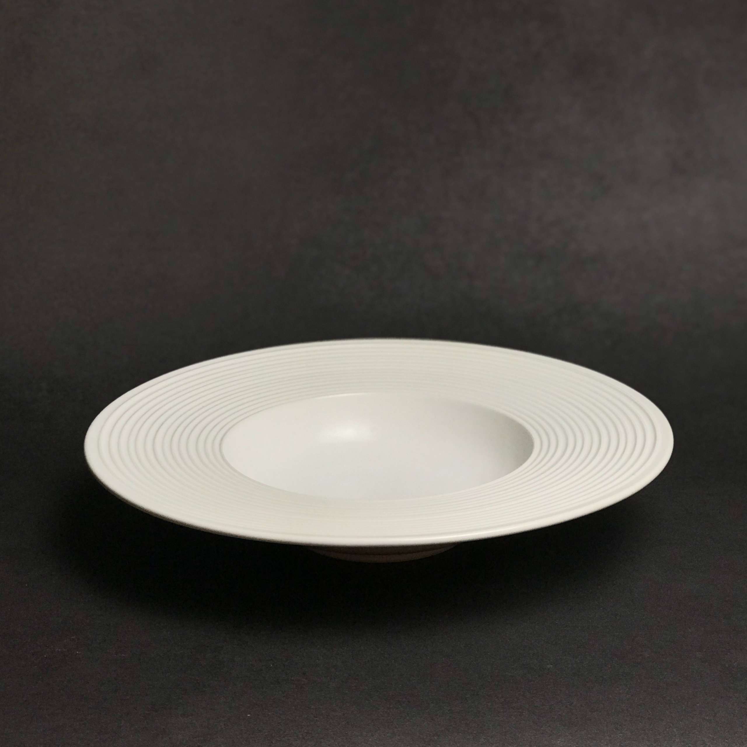 Bộ bát đĩa cao cấp màu trắng men lì