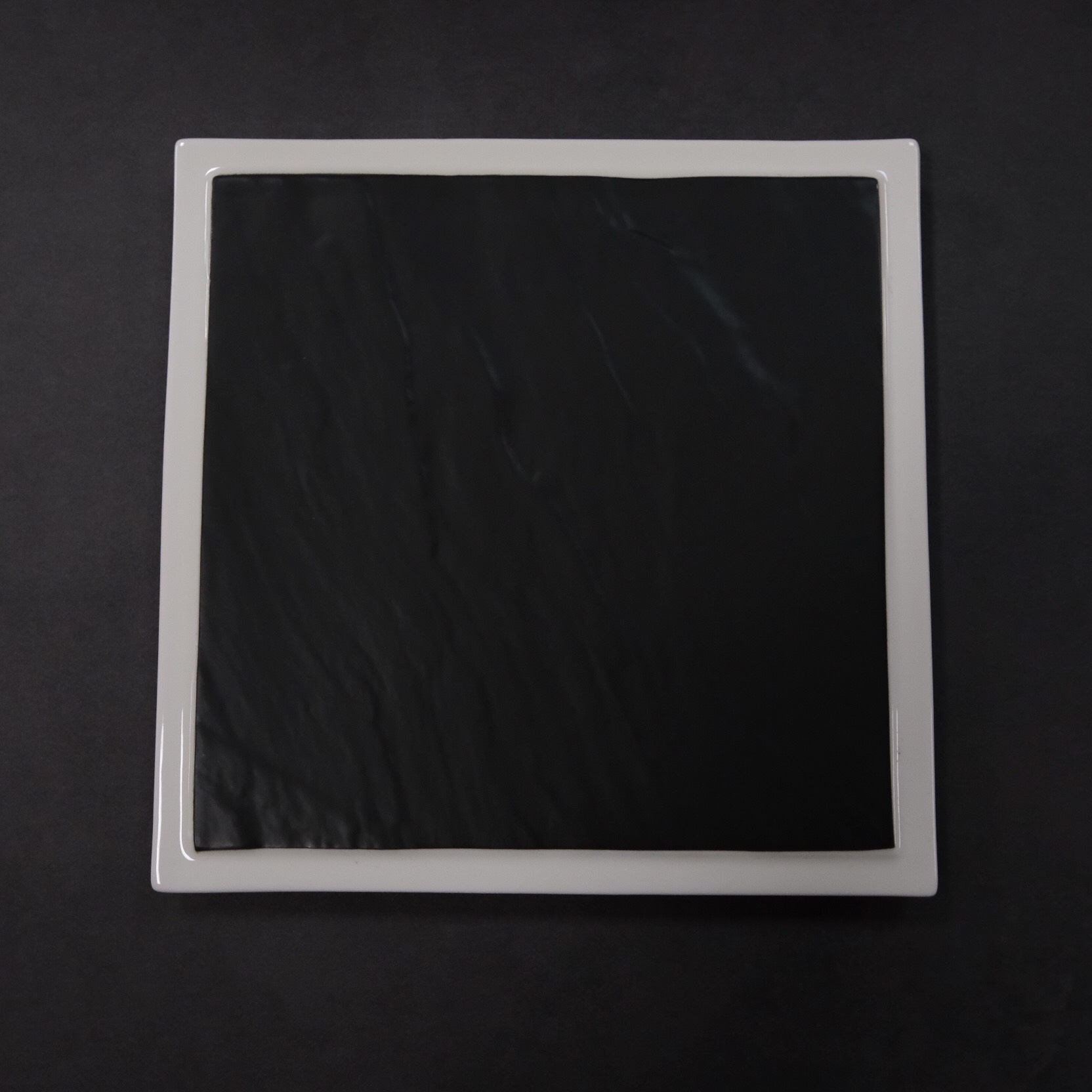 Bộ đĩa nhà hàng cao cấp màu đen viền trắng