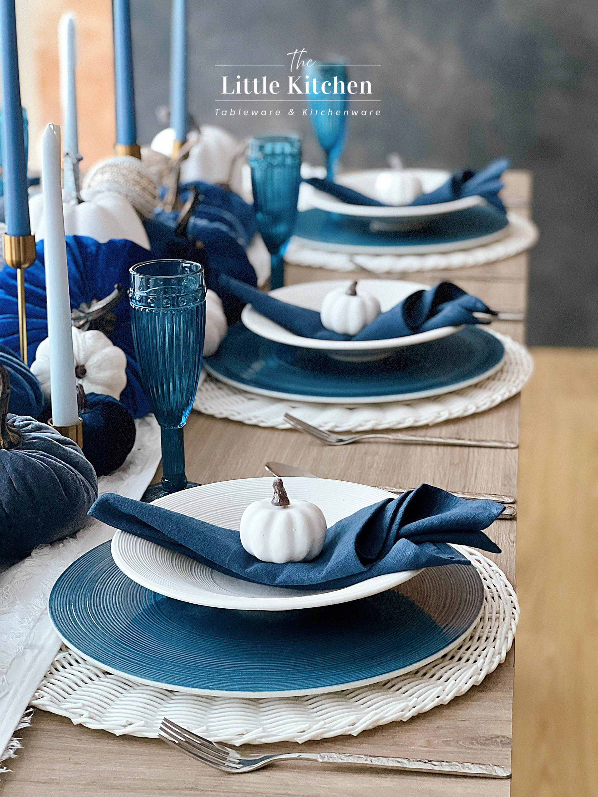 Set tiệc Thanks Giving xanh trắng