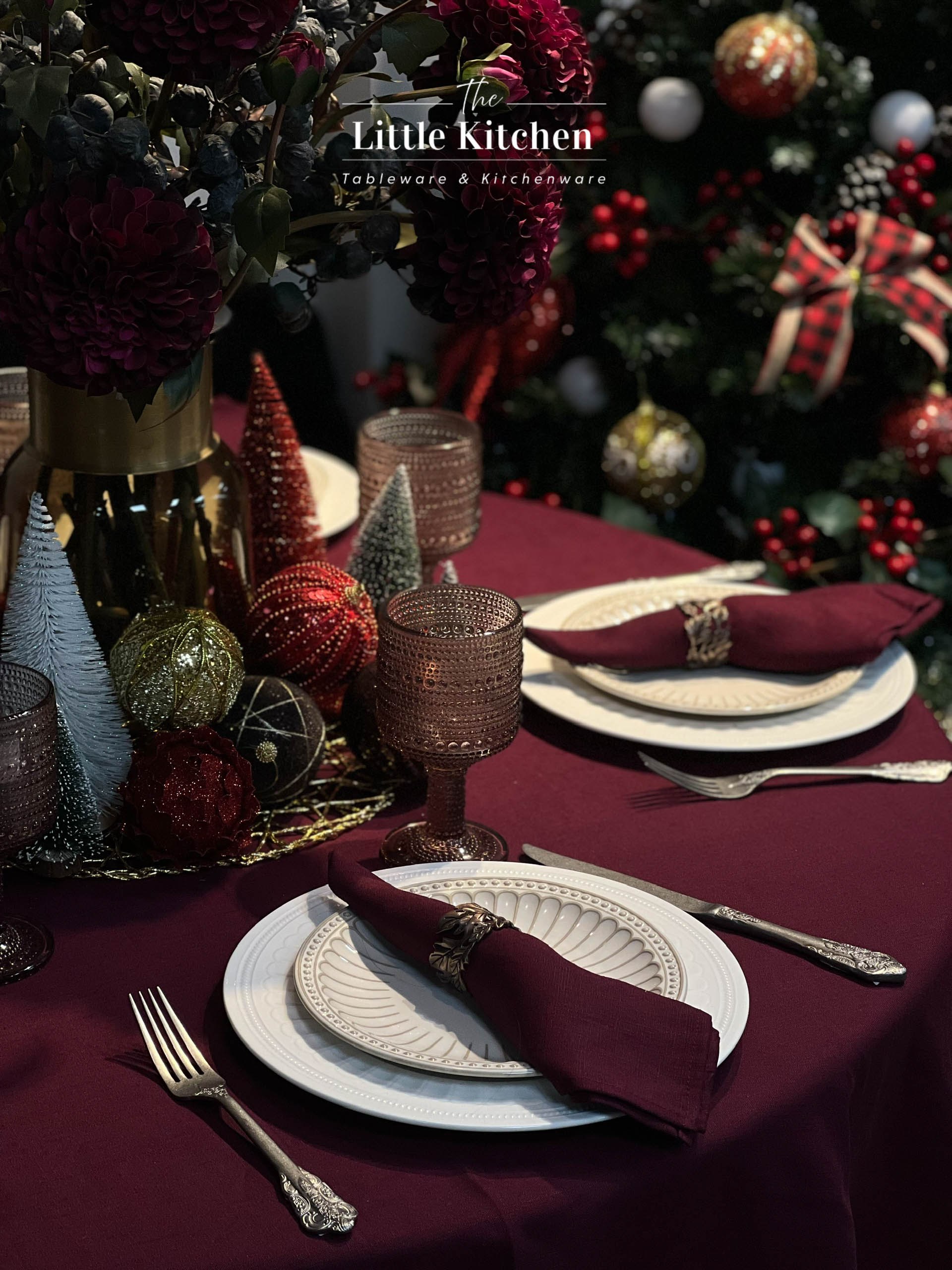 Set tiệc Tím hoa bàn tròn